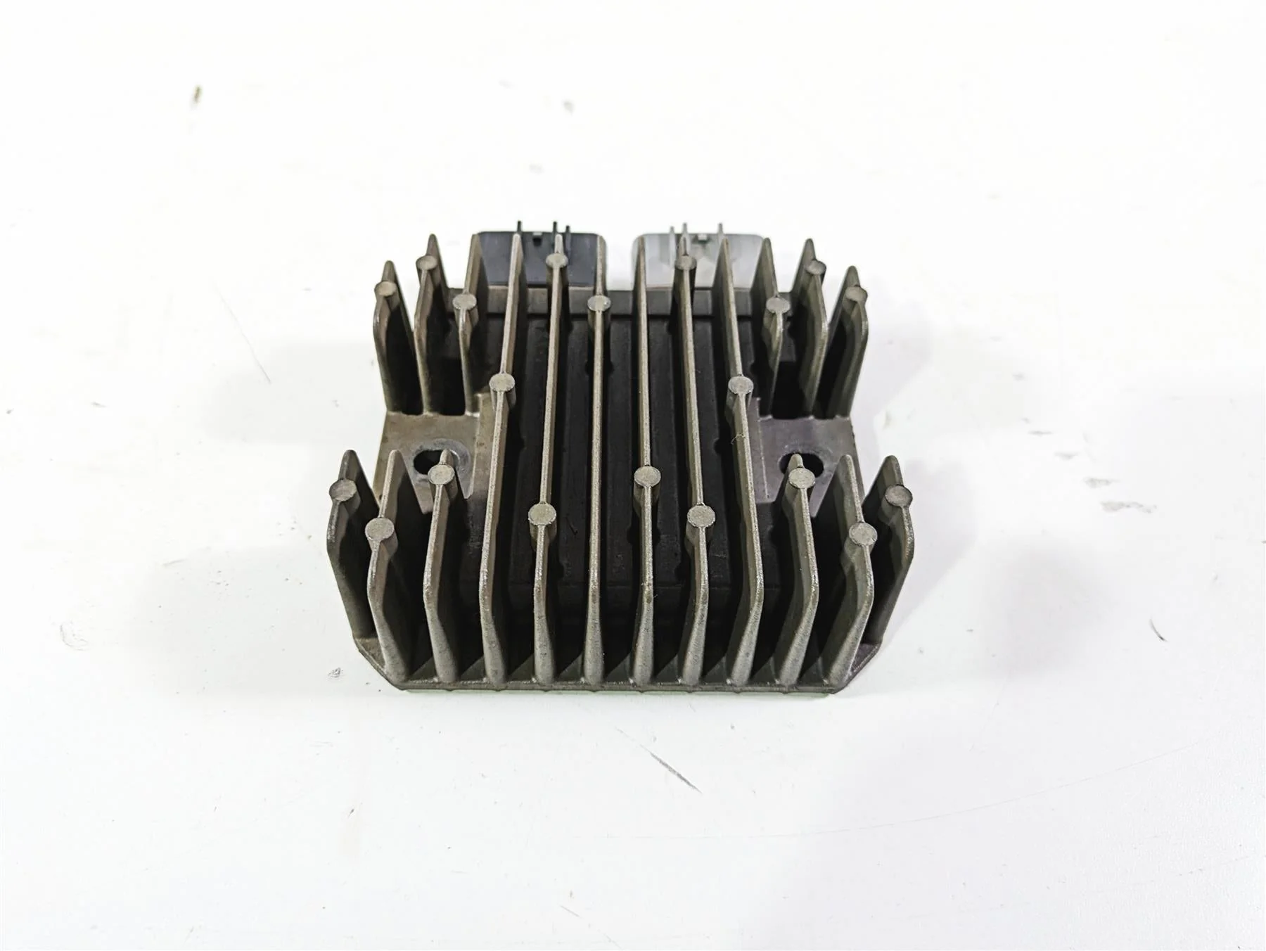 2020 Polaris RZR XP 1000 EPS Rectifier Voltage Regulator  4016868 - Image 3