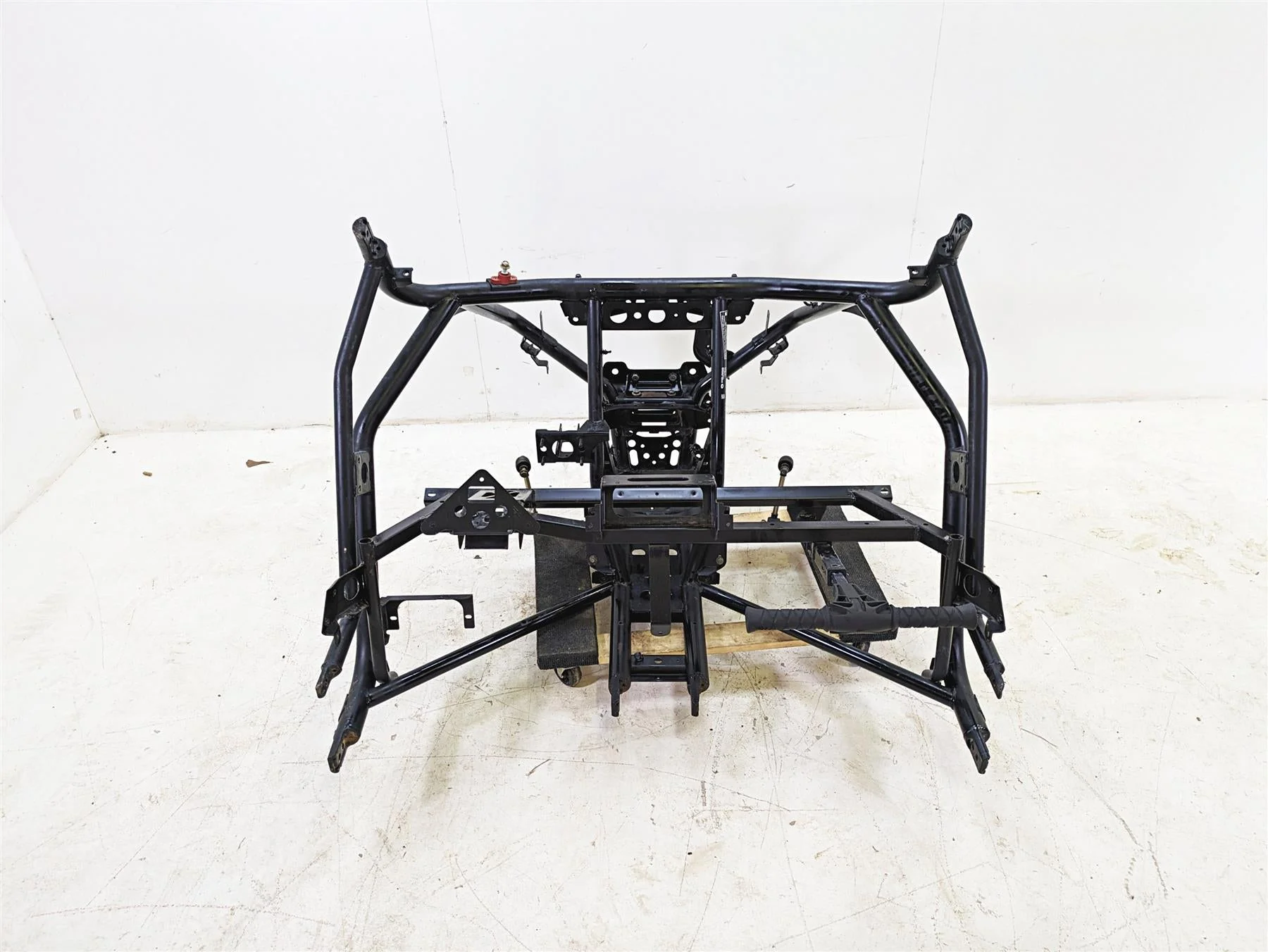 2020 Polaris RZR XP 1000 EPS Straight Front Sub Frame Subframe 1024369 - Image 4