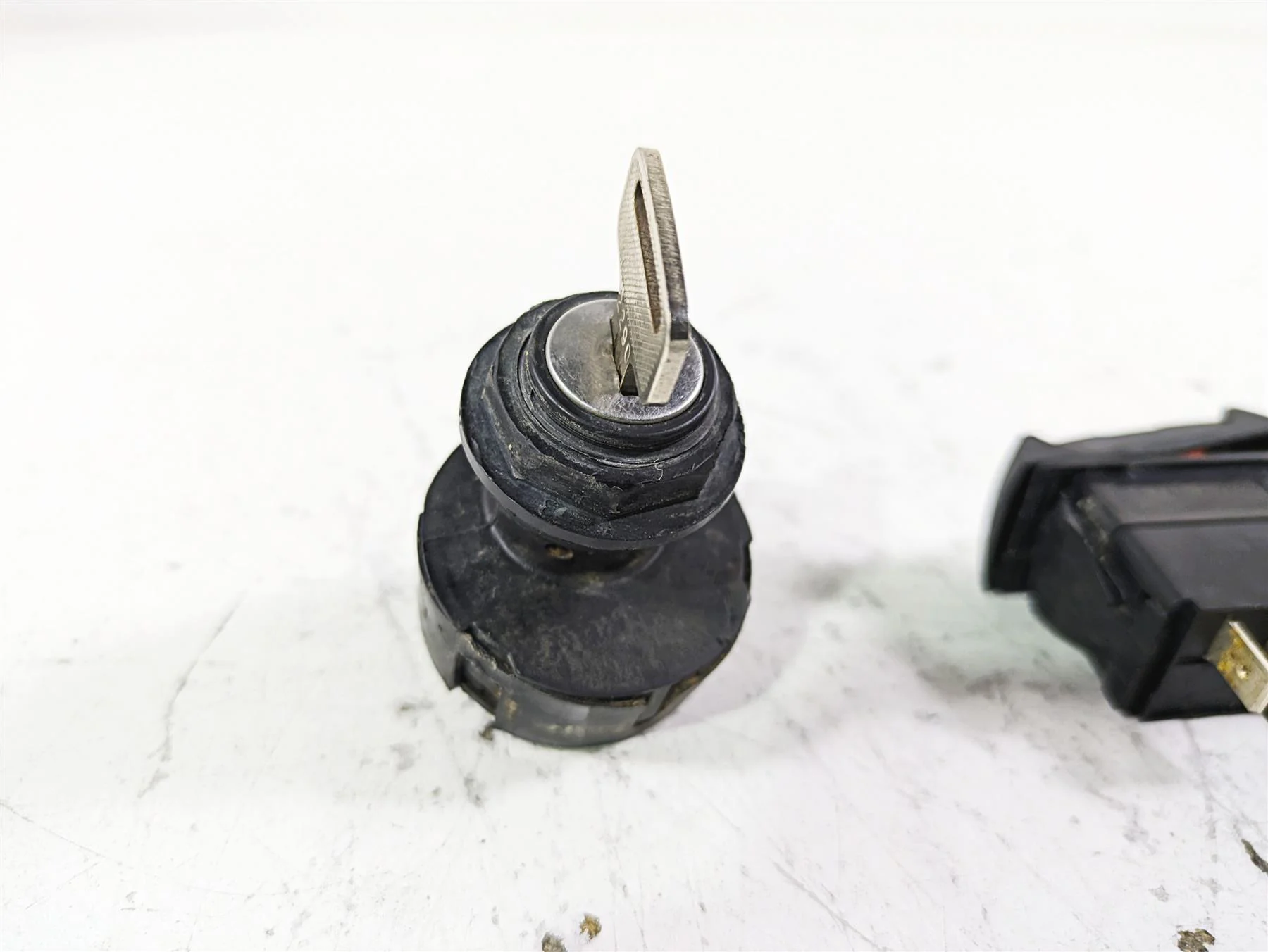 2020 Polaris RZR XP 1000 Turbo Ignition Awd Light Switch Key Set 4016058 - Image 12