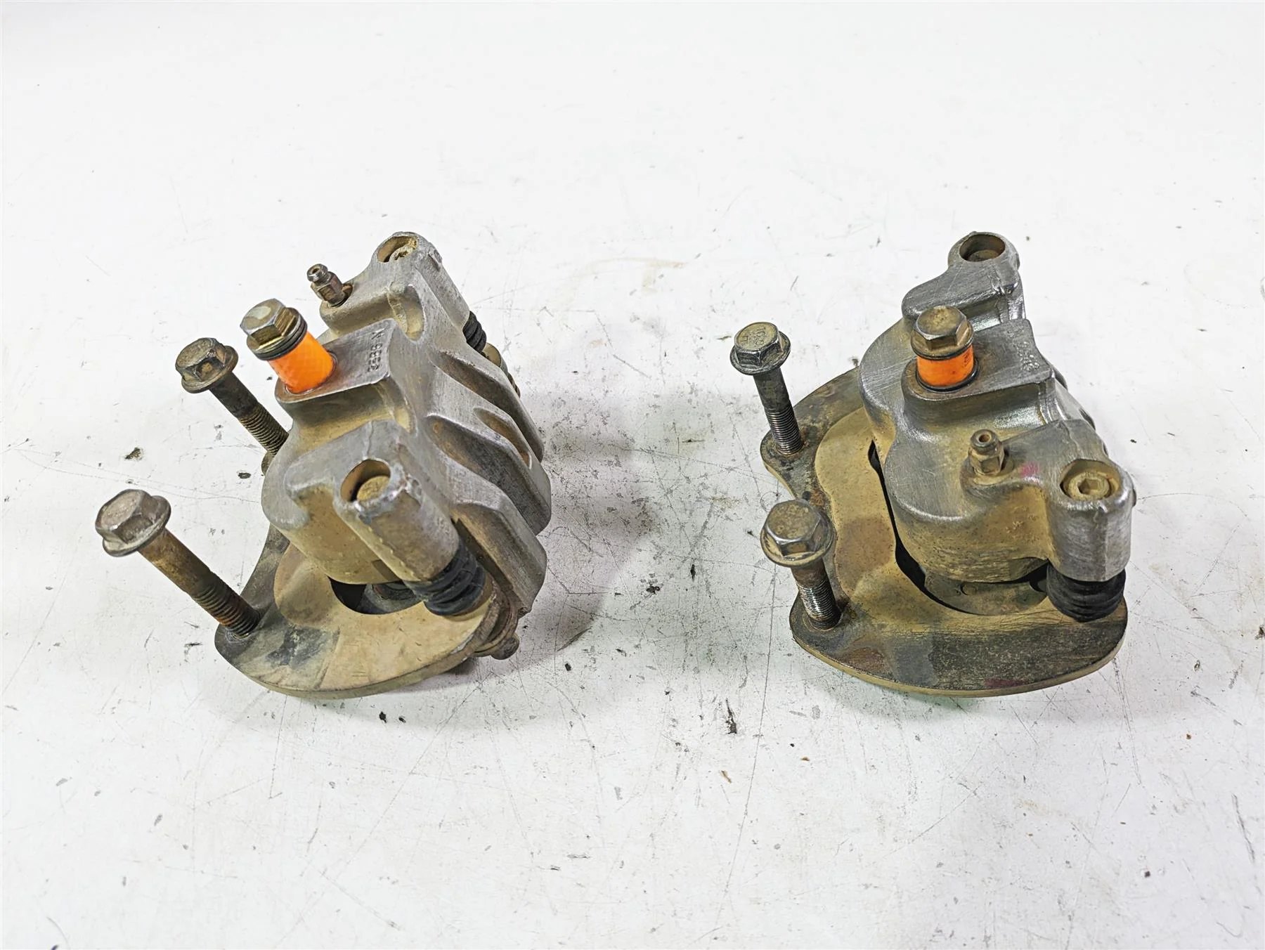 2020 Polaris RZR XP 1000 Turbo Rear Brake Caliper Set 1912478 1912479 - Image 2