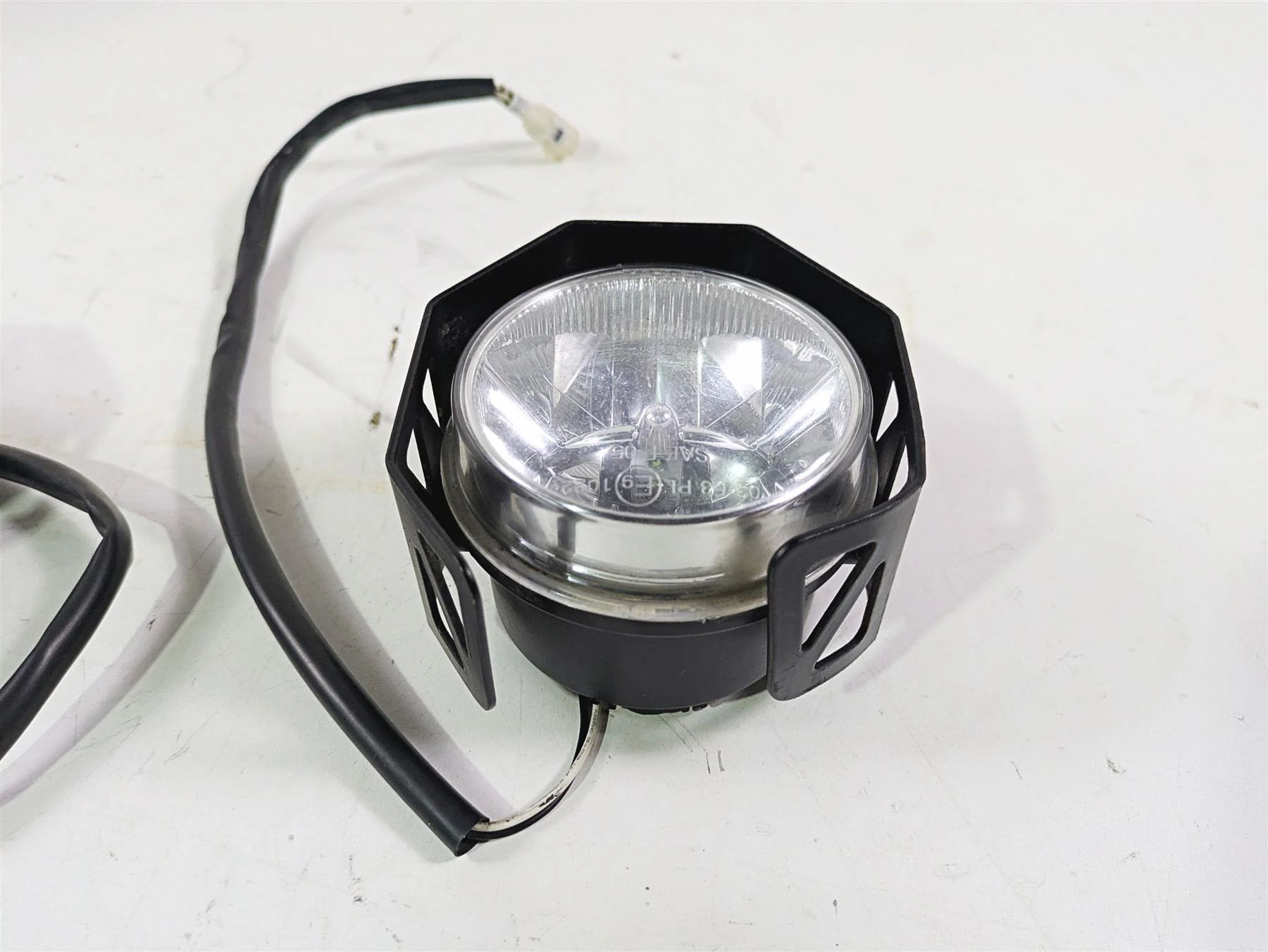 2020 Suzuki V-Strom 1050 XT Fog Light Spot Lamp Set 99000-990D2-220 - Image 8