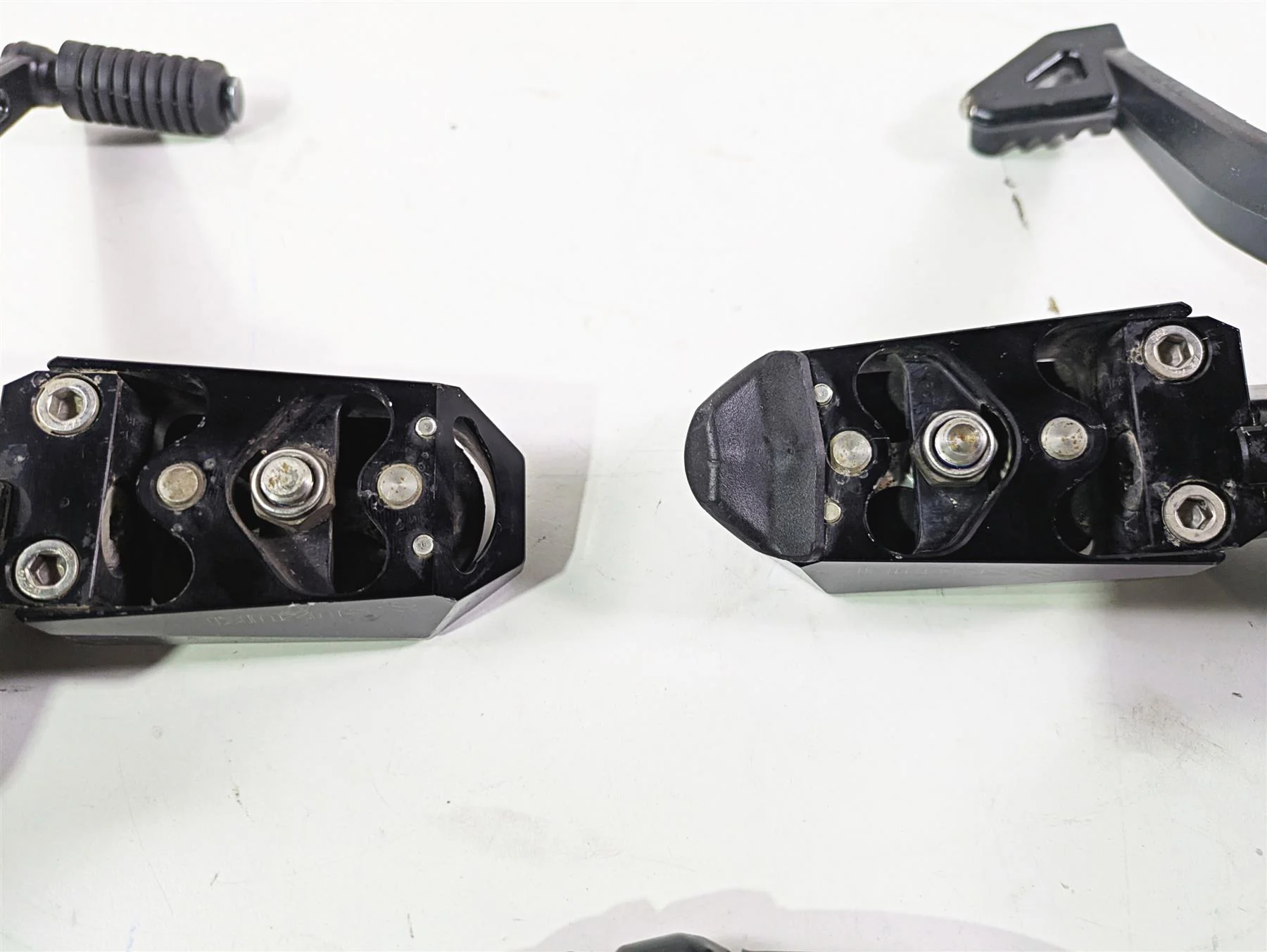 2020 Suzuki V-Strom 1050 XT Front Footpeg Brake Shift Lever Set 43521-06G01-YAP - Image 11