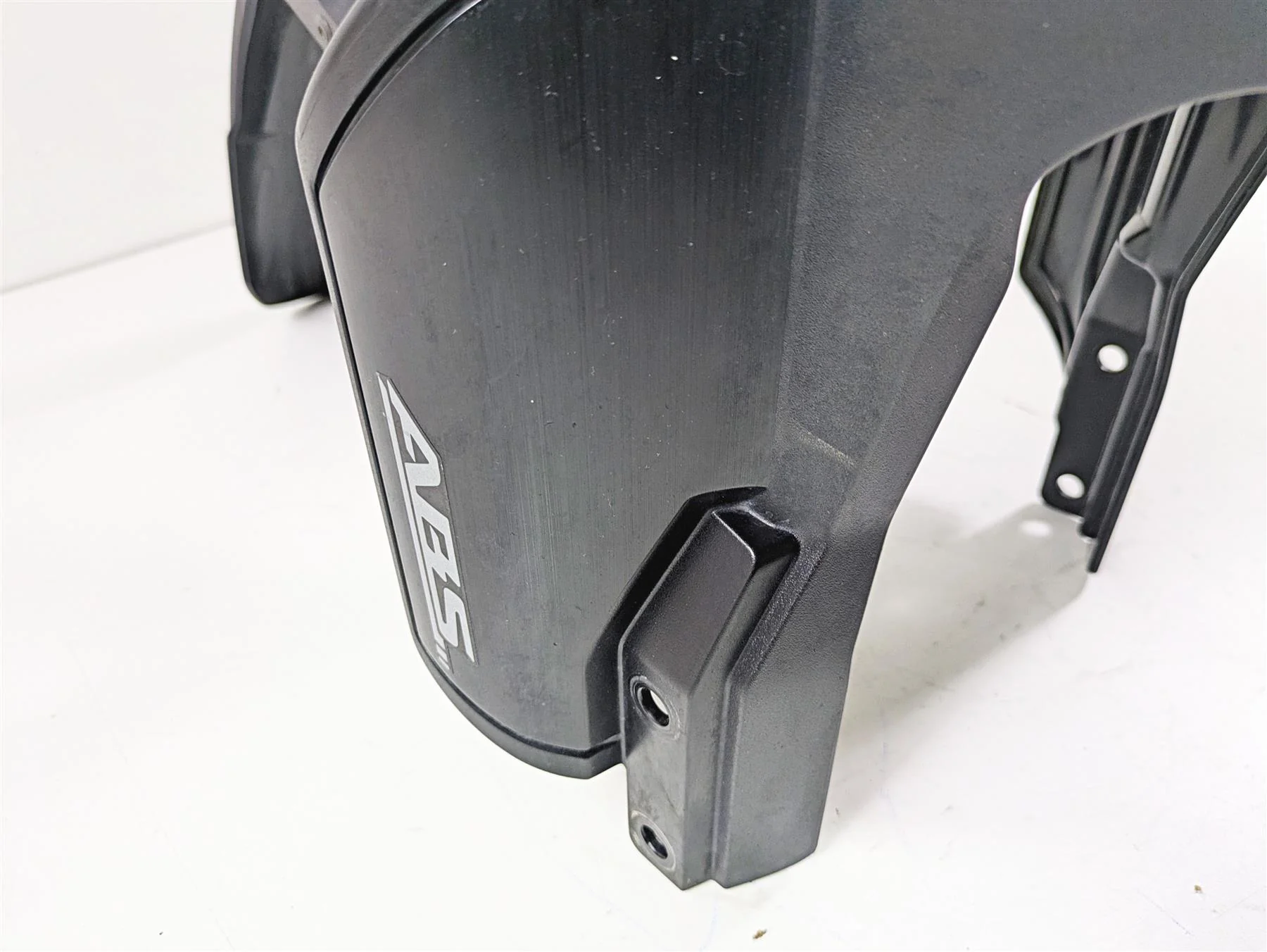 2020 Suzuki V-Strom 1050 XT Lower Front Fender 53100-31J11-GWM 53111-31J - Image 7