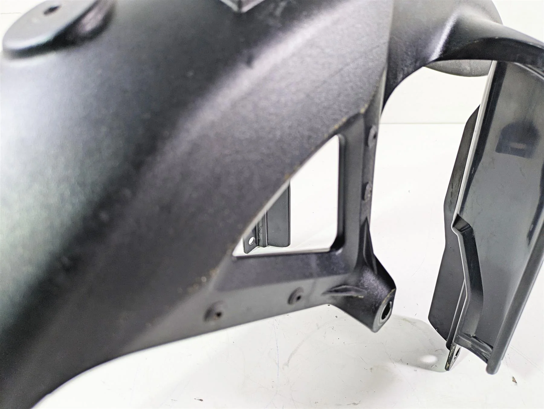 2020 Suzuki V-Strom 1050 XT Lower Front Fender 53100-31J11-GWM 53111-31J - Image 9