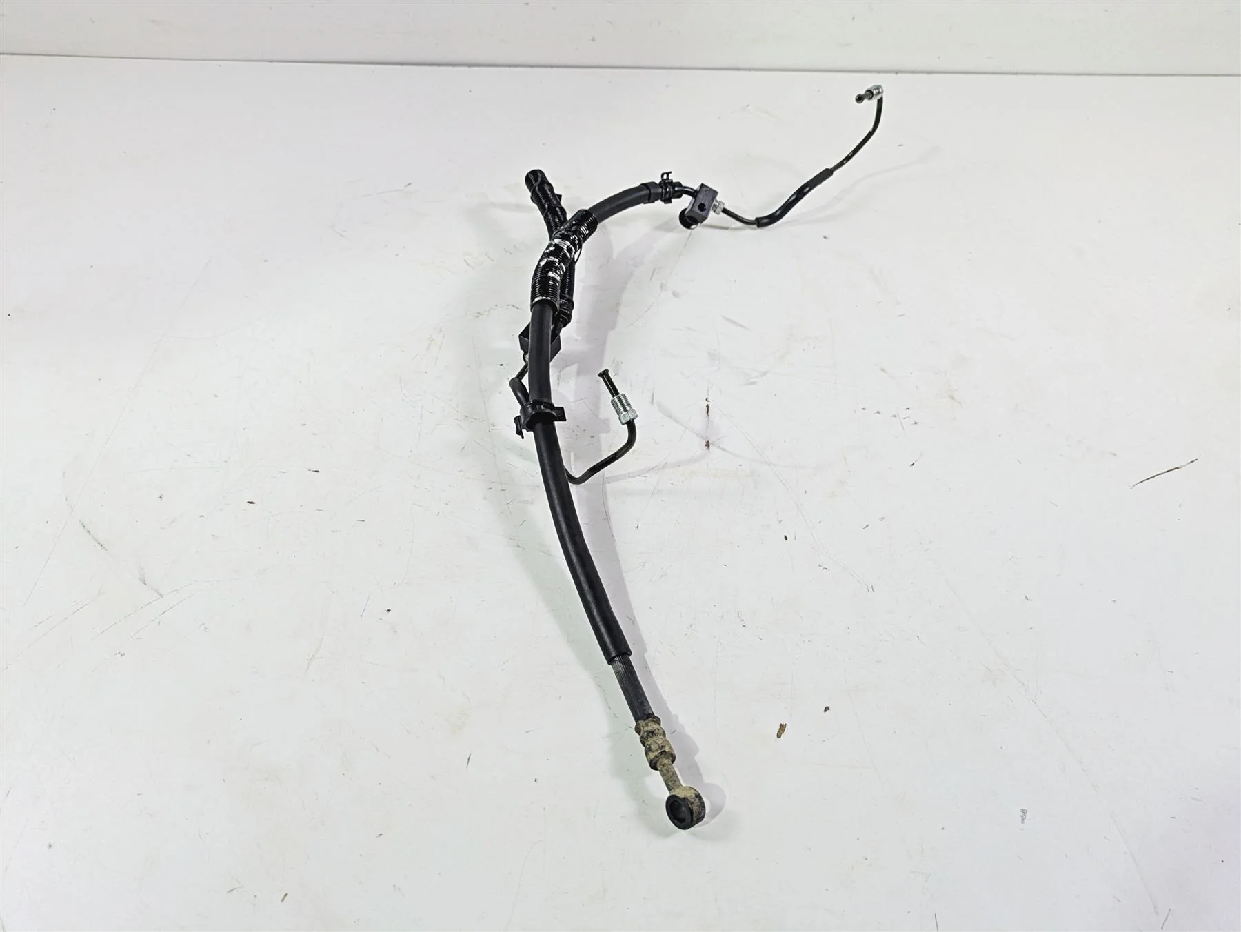 2020 Suzuki V-Strom 1050 XT Rear Abs Brake Line Hose 69400-06L00-000 - Image 2