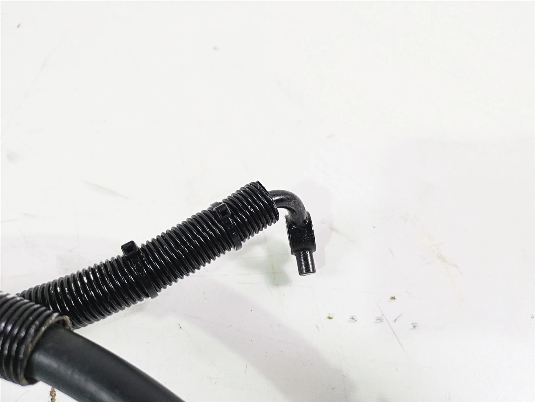 2020 Suzuki V-Strom 1050 XT Rear Abs Brake Line Hose 69400-06L00-000 - Image 6