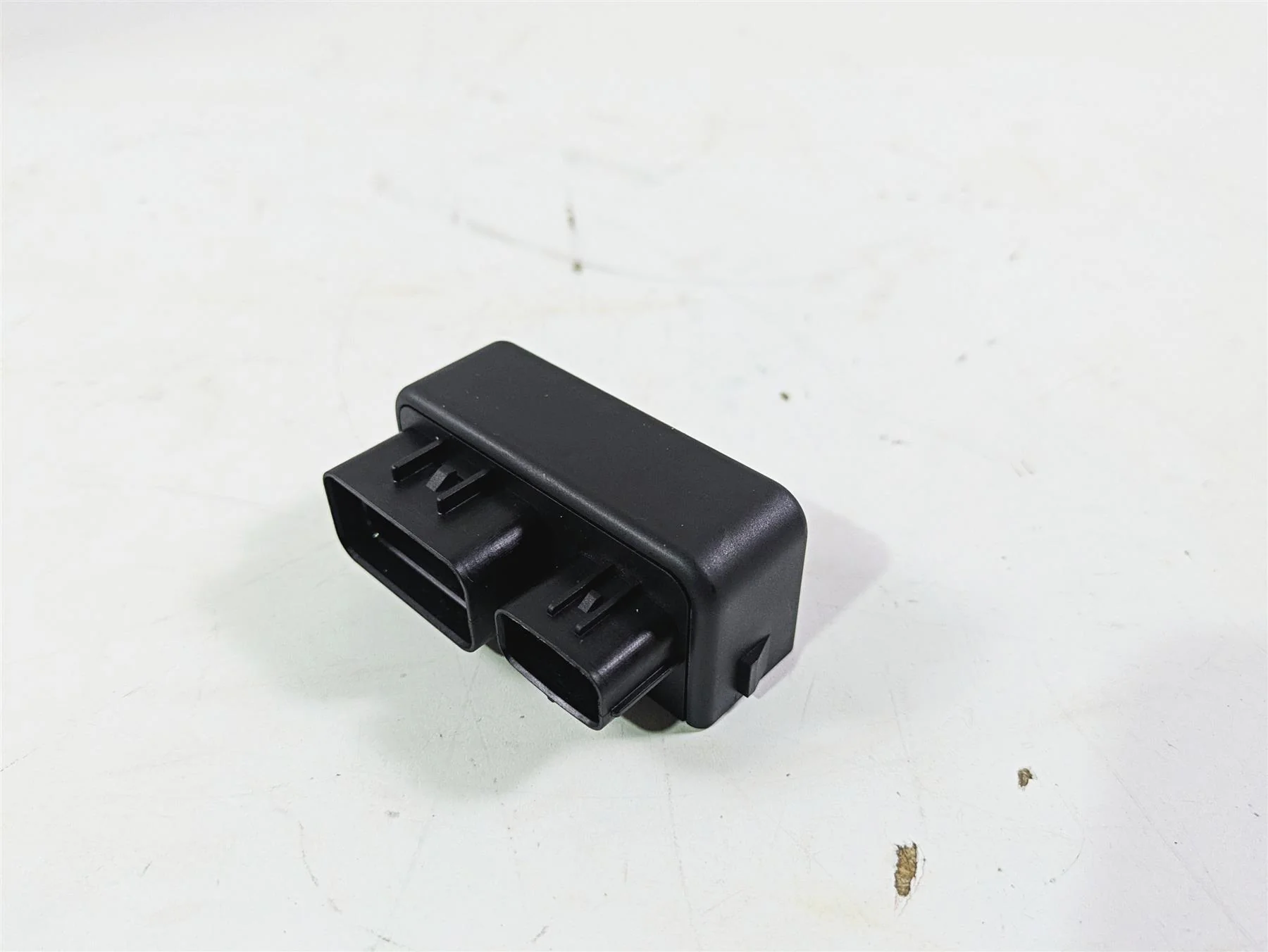 2020 Suzuki V-Strom 1050 XT Relay Box 38860-06L00 - Image 10
