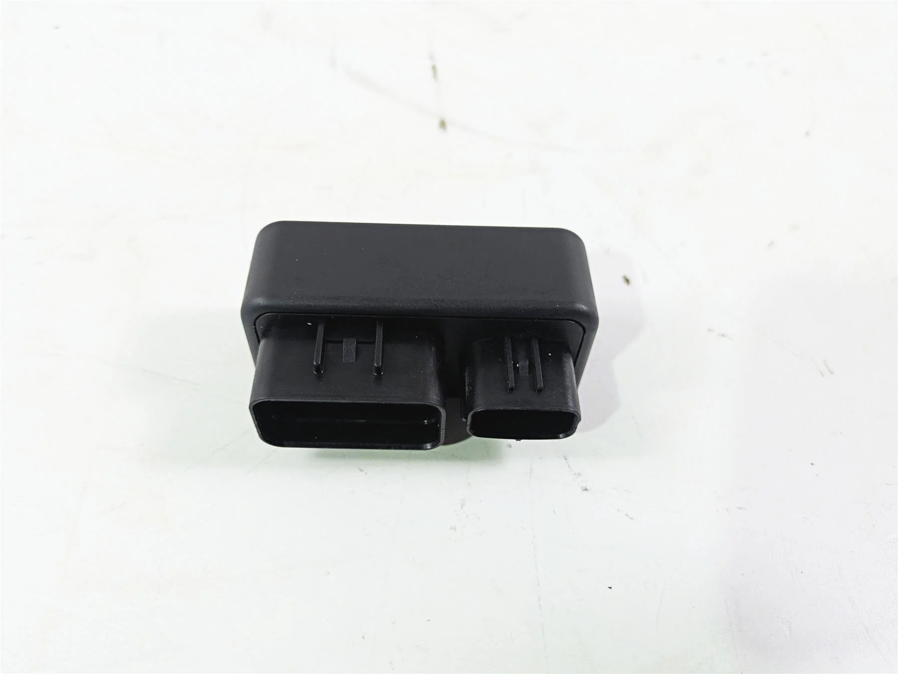 2020 Suzuki V-Strom 1050 XT Relay Box 38860-06L00 - Image 3