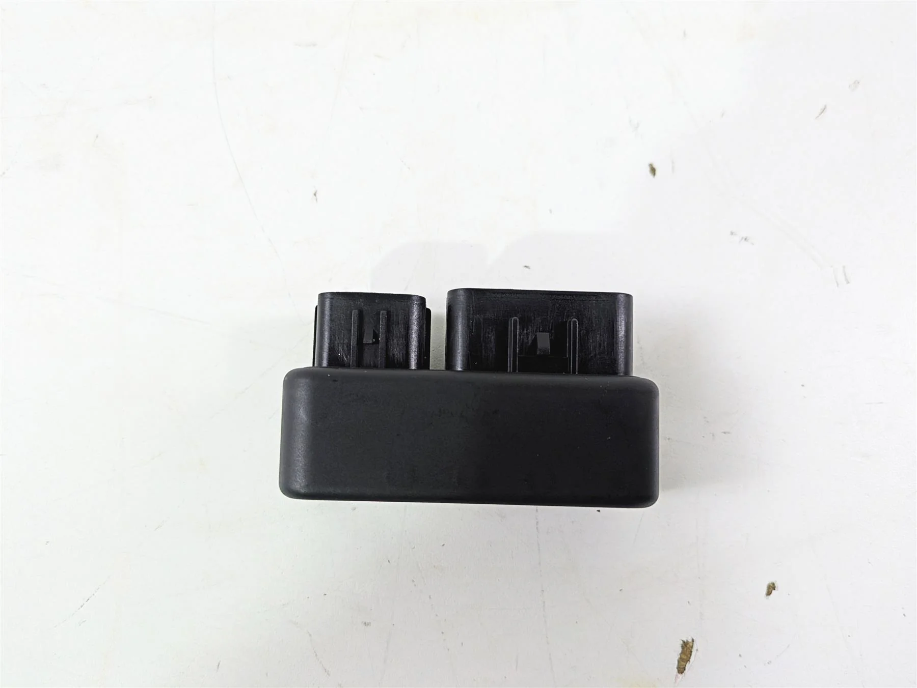 2020 Suzuki V-Strom 1050 XT Relay Box 38860-06L00 - Image 5