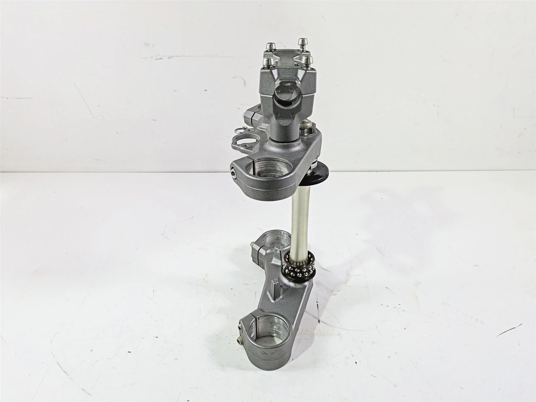2020 Suzuki V-Strom 1050 XT Upper Lower Triple Tree Set - Read 51310-06L00-QSC - Image 4