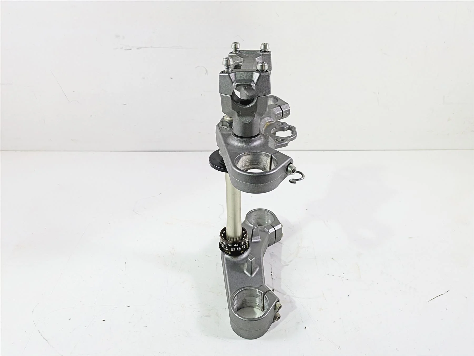 2020 Suzuki V-Strom 1050 XT Upper Lower Triple Tree Set - Read 51310-06L00-QSC - Image 6