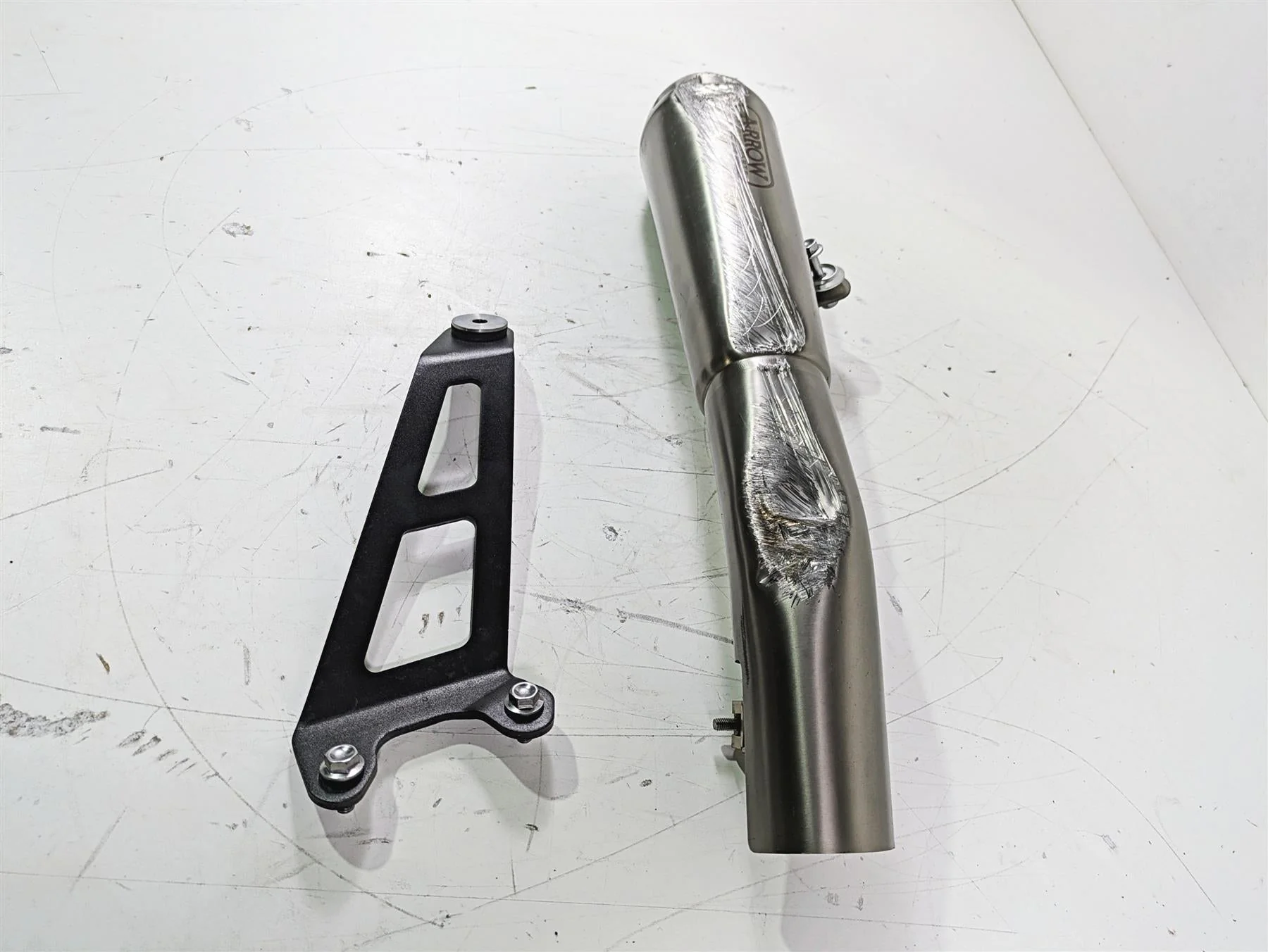 2020 Triumph Daytona 765 Moto2 Arrow Exhaust Muffler Pipe T2206775 - Image 3