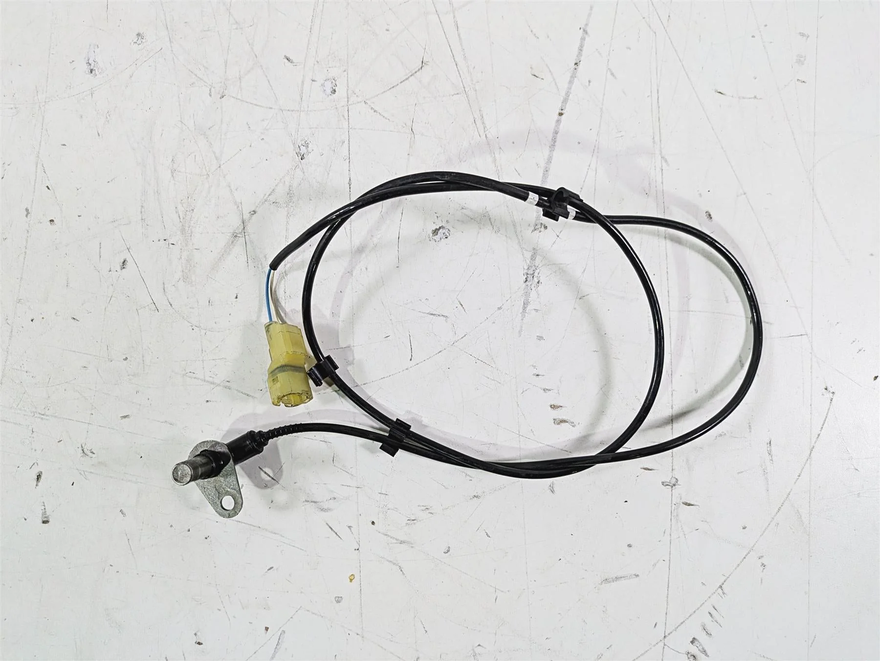 2020 Triumph Daytona 765 Moto2 Front Abs Brake Wheel Speed Sensor T2024445 - Image 5
