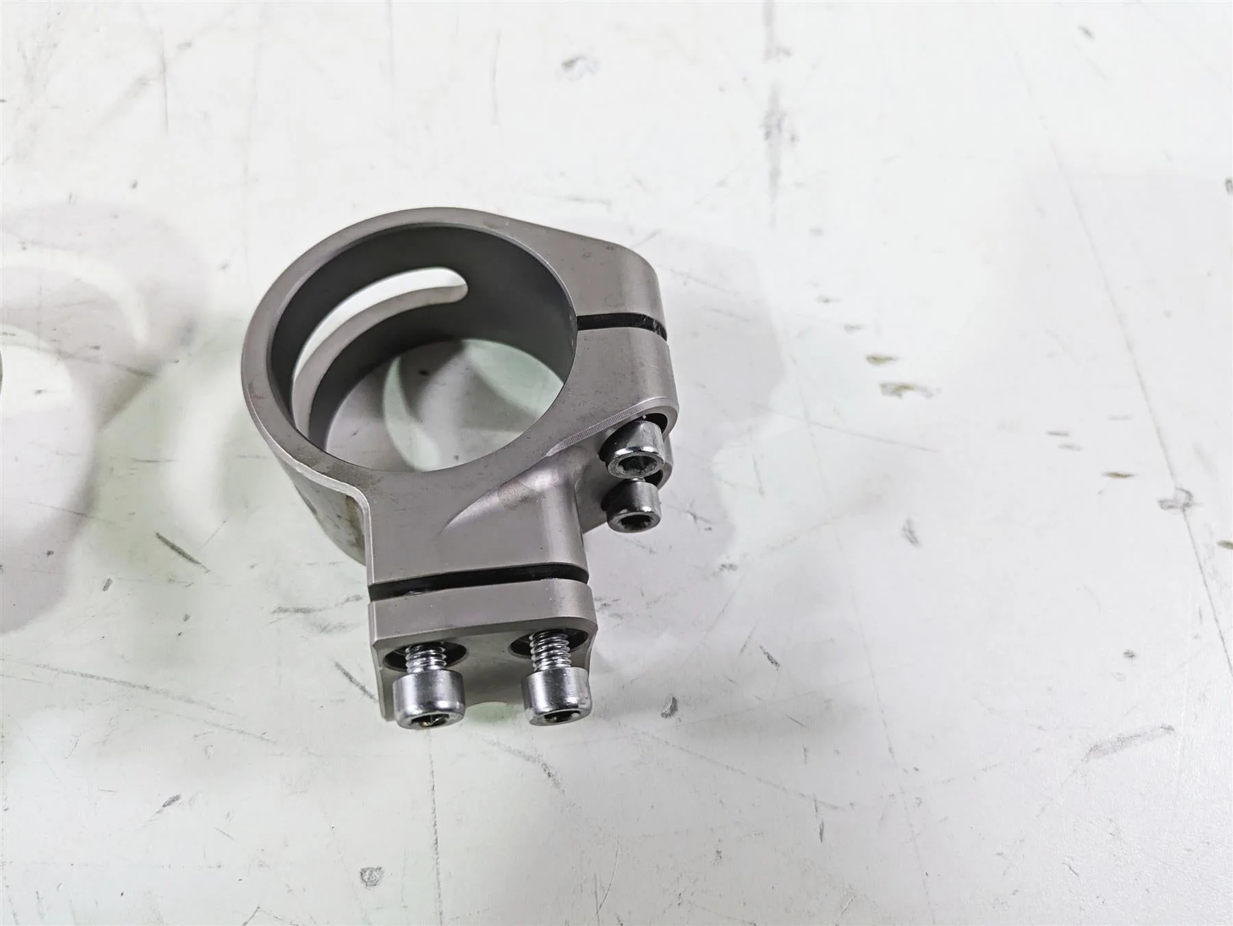 2020 Triumph Daytona 765 Moto2 Handle Bar Mounts Clamp Clip Ons T2042962 - Image 9