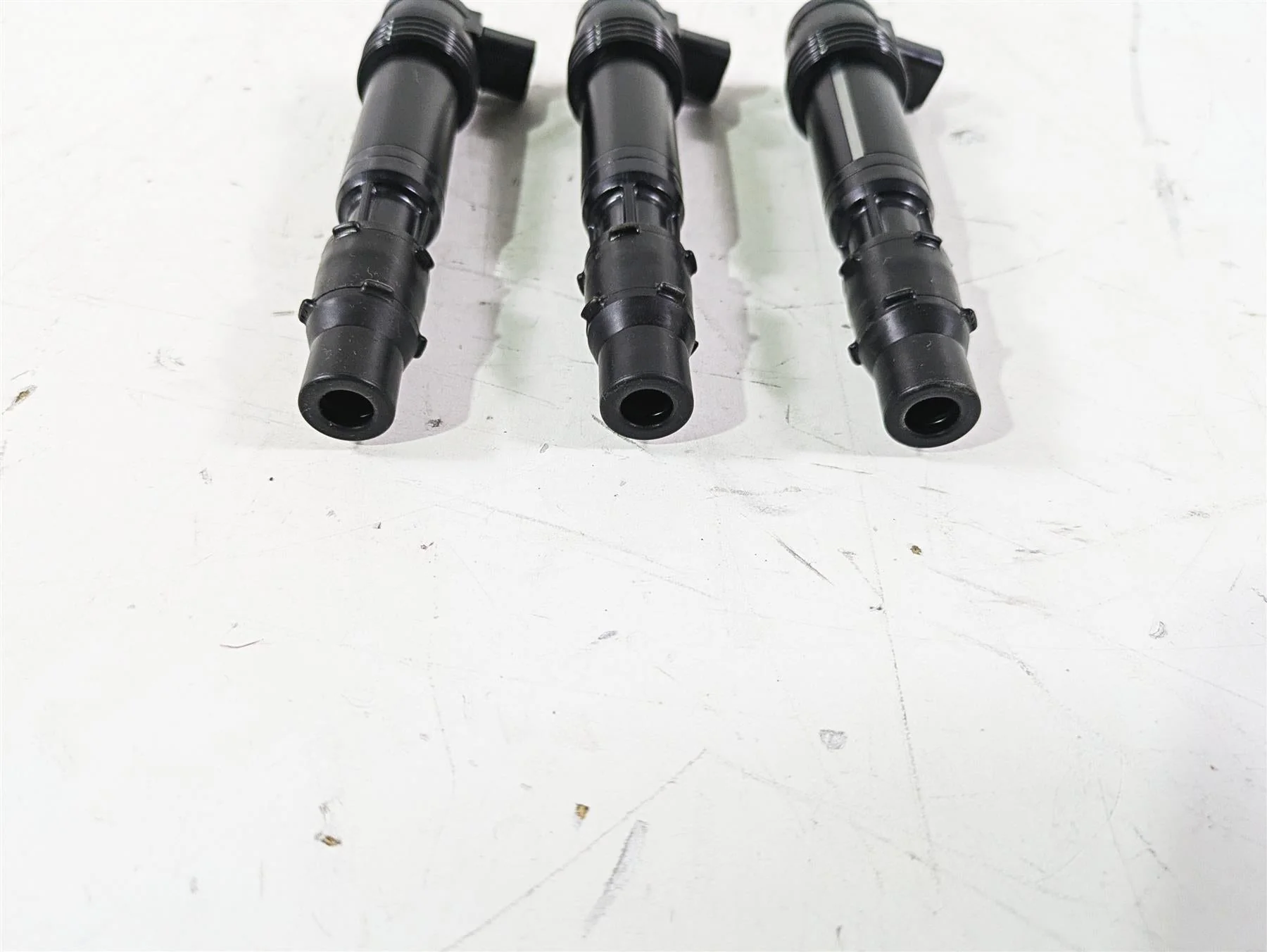 2020 Triumph Daytona 765 Moto2 Ignition Coil Set T1291504 - Image 5