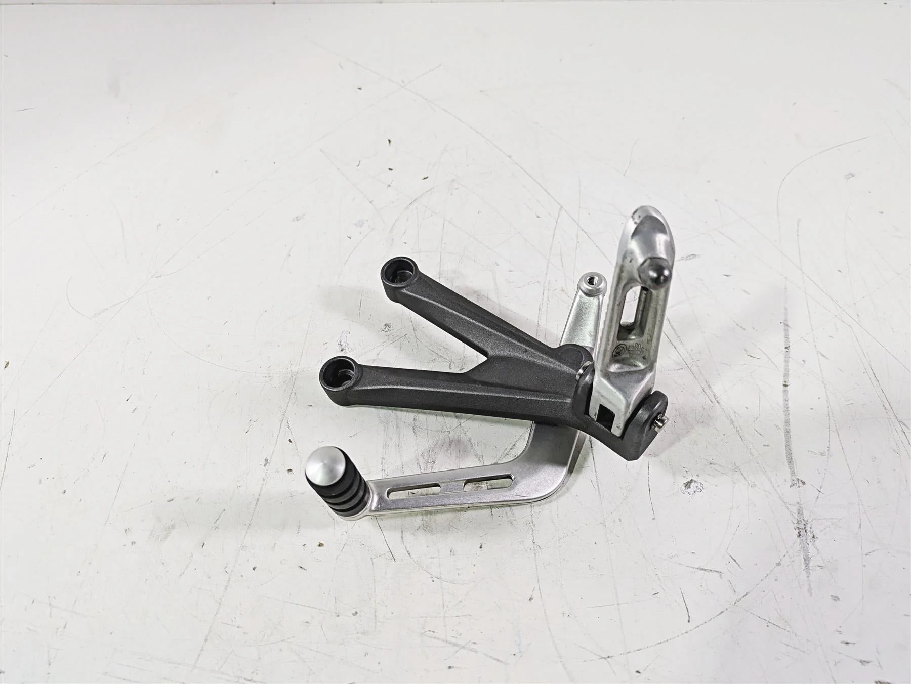 2020 Triumph Daytona 765 Moto2 Left Rider Footpeg & Shifter T2083381 T2082931