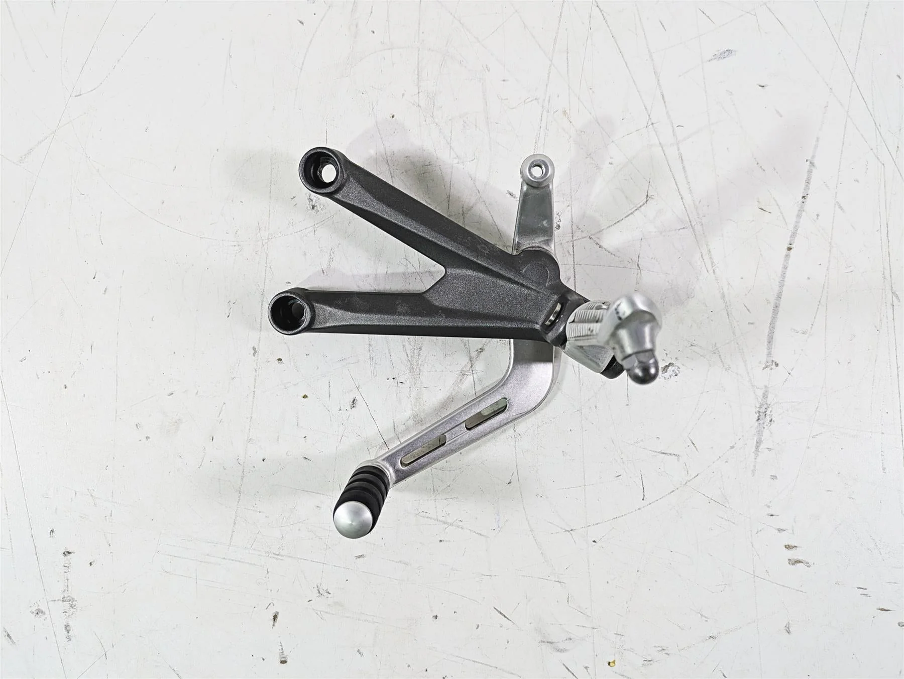 2020 Triumph Daytona 765 Moto2 Left Rider Footpeg & Shifter T2083381 T2082931 - Image 6