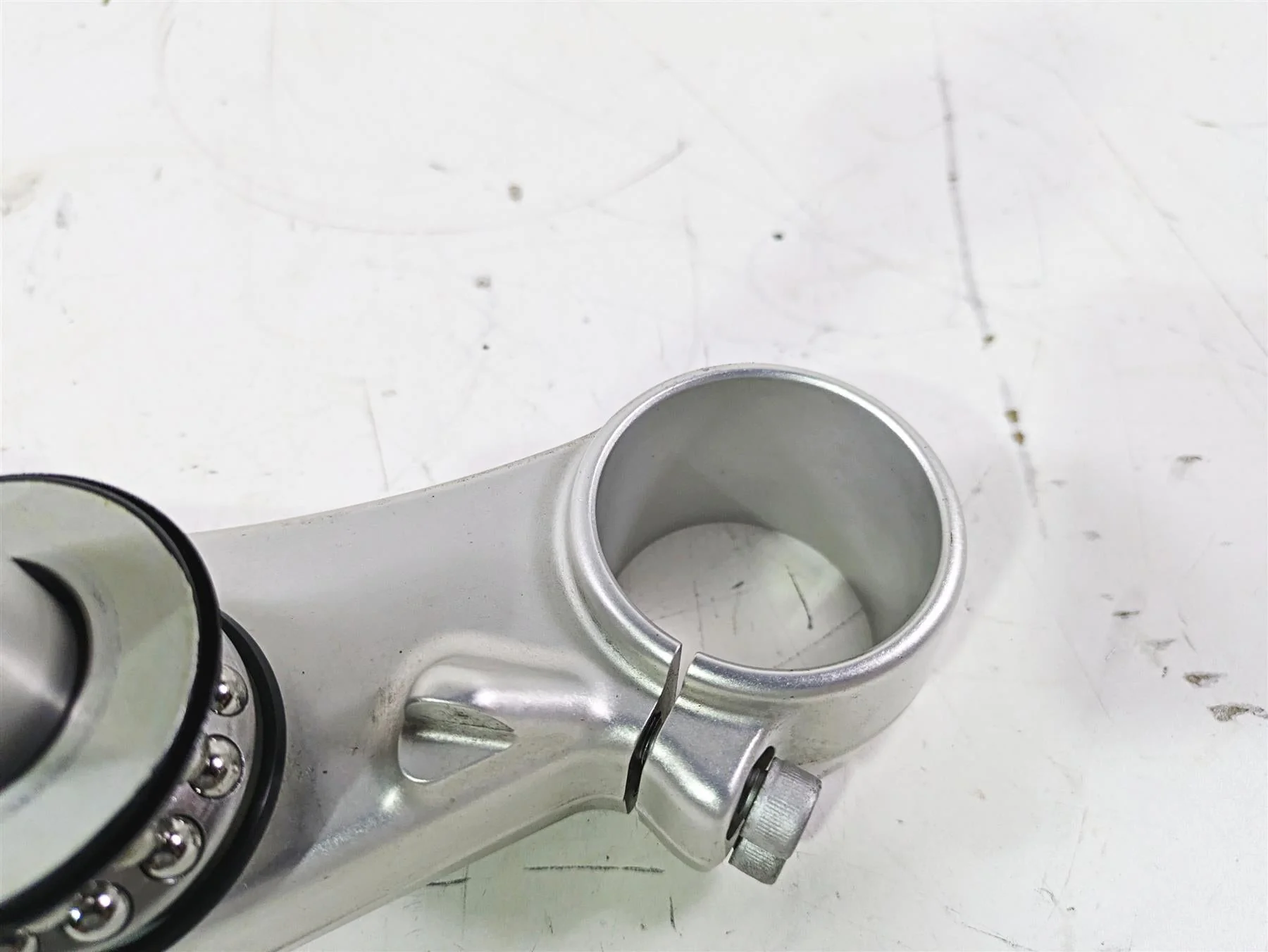 2020 Triumph Daytona 765 Moto2 Lower Tiple Tree Steering Clamp 54mm T2046835 - Image 10