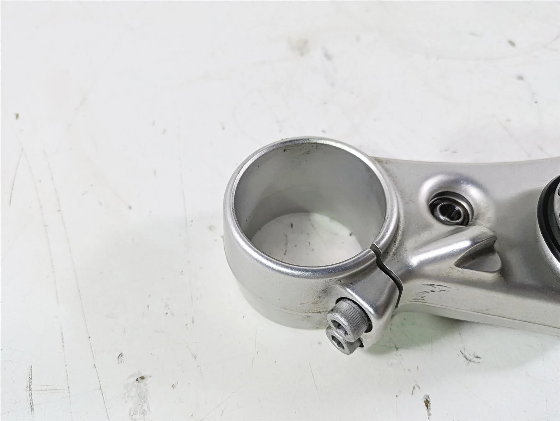 2020 Triumph Daytona 765 Moto2 Lower Tiple Tree Steering Clamp 54mm T2046835 - Image 9