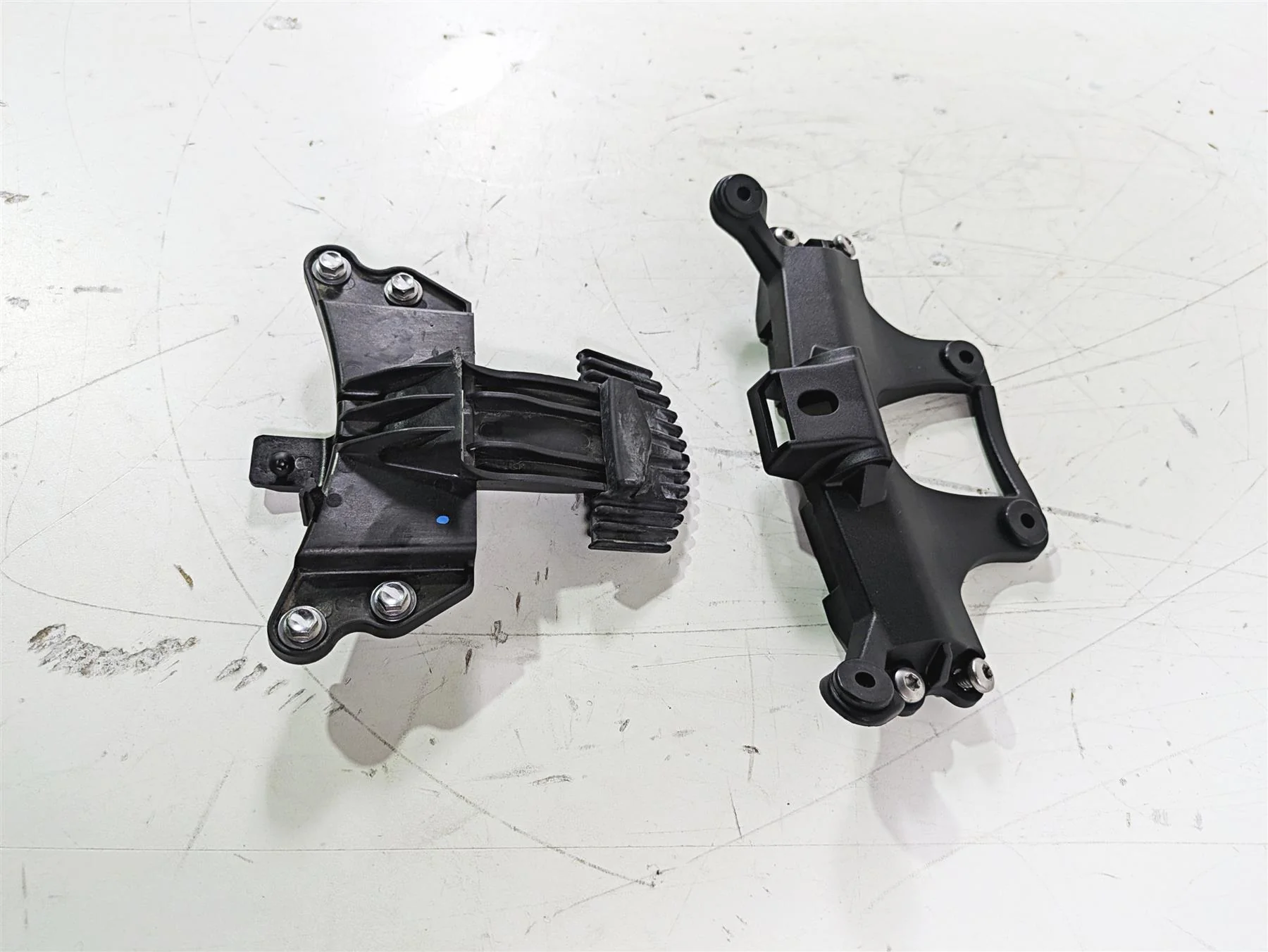 2020 Triumph Daytona 765 Moto2 Rear Seat Mount Bracket Holder Set T2070164 - Image 3