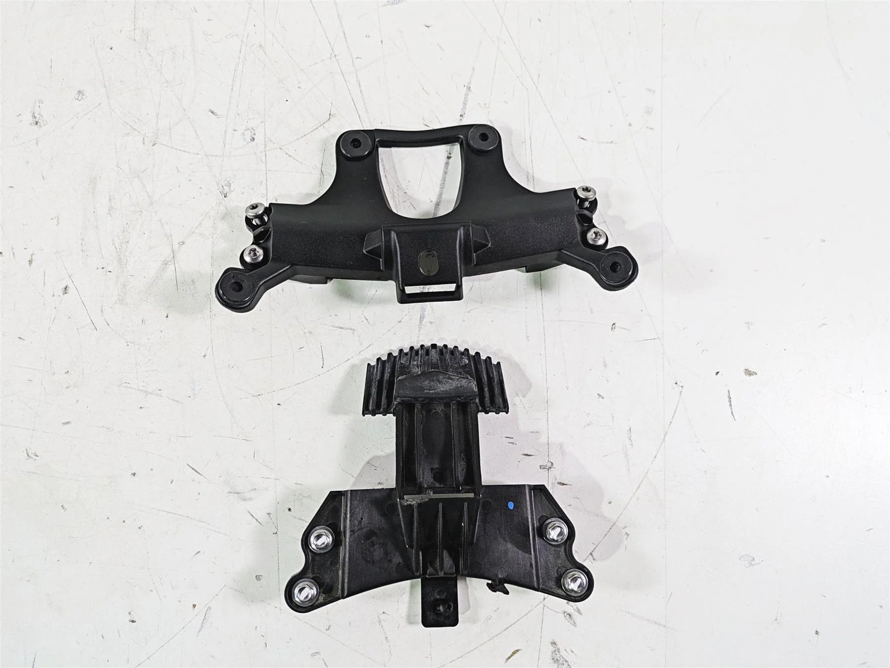 2020 Triumph Daytona 765 Moto2 Rear Seat Mount Bracket Holder Set T2070164 - Image 4