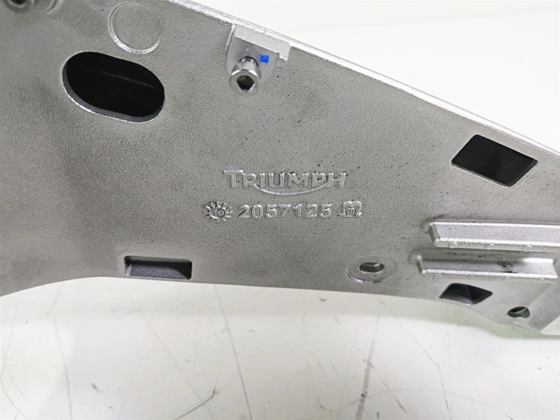 2020 Triumph Daytona 765 Moto2 Rear Swingarm Swing Arm & Axle T2050594 - Image 7