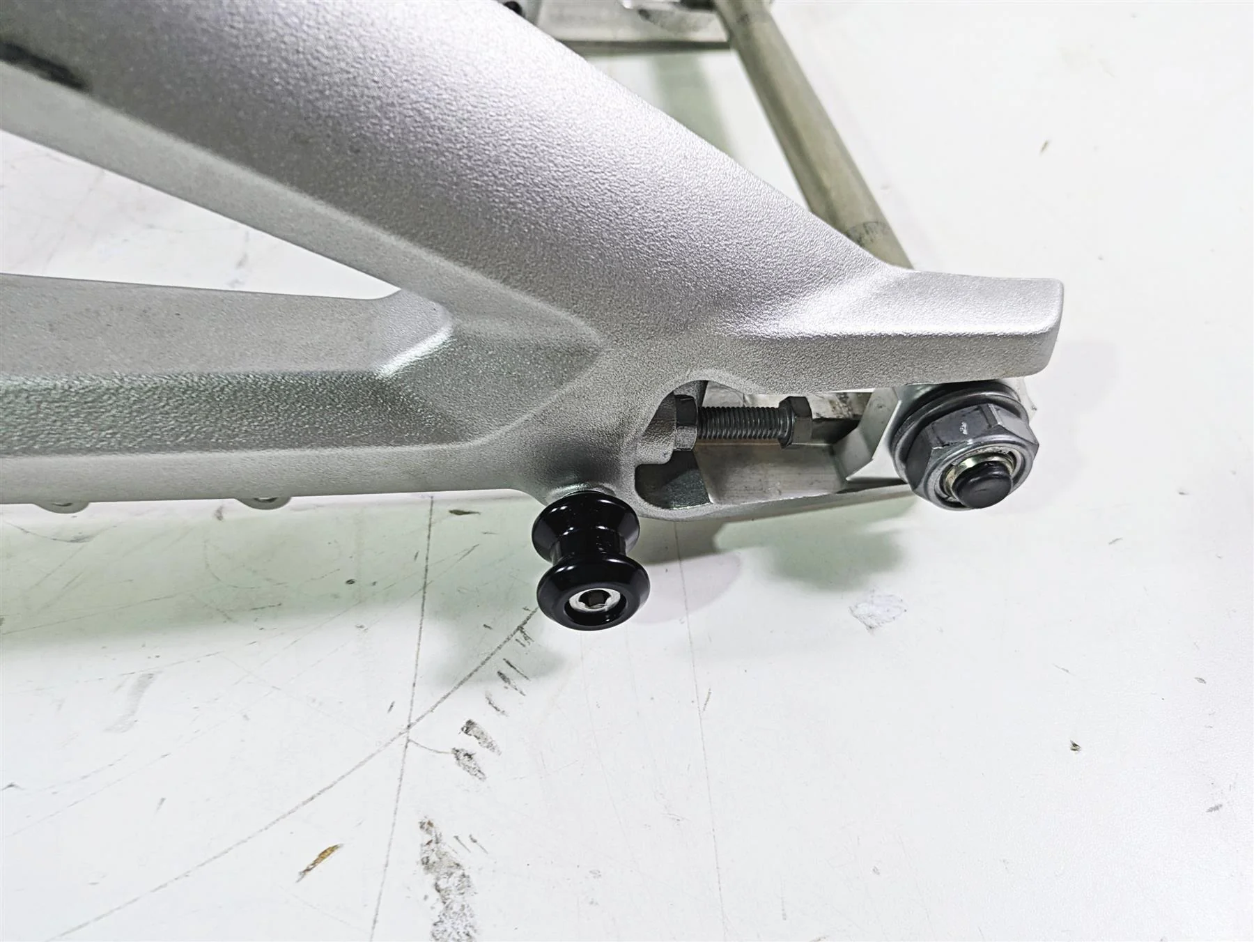 2020 Triumph Daytona 765 Moto2 Rear Swingarm Swing Arm & Axle T2050594 - Image 8