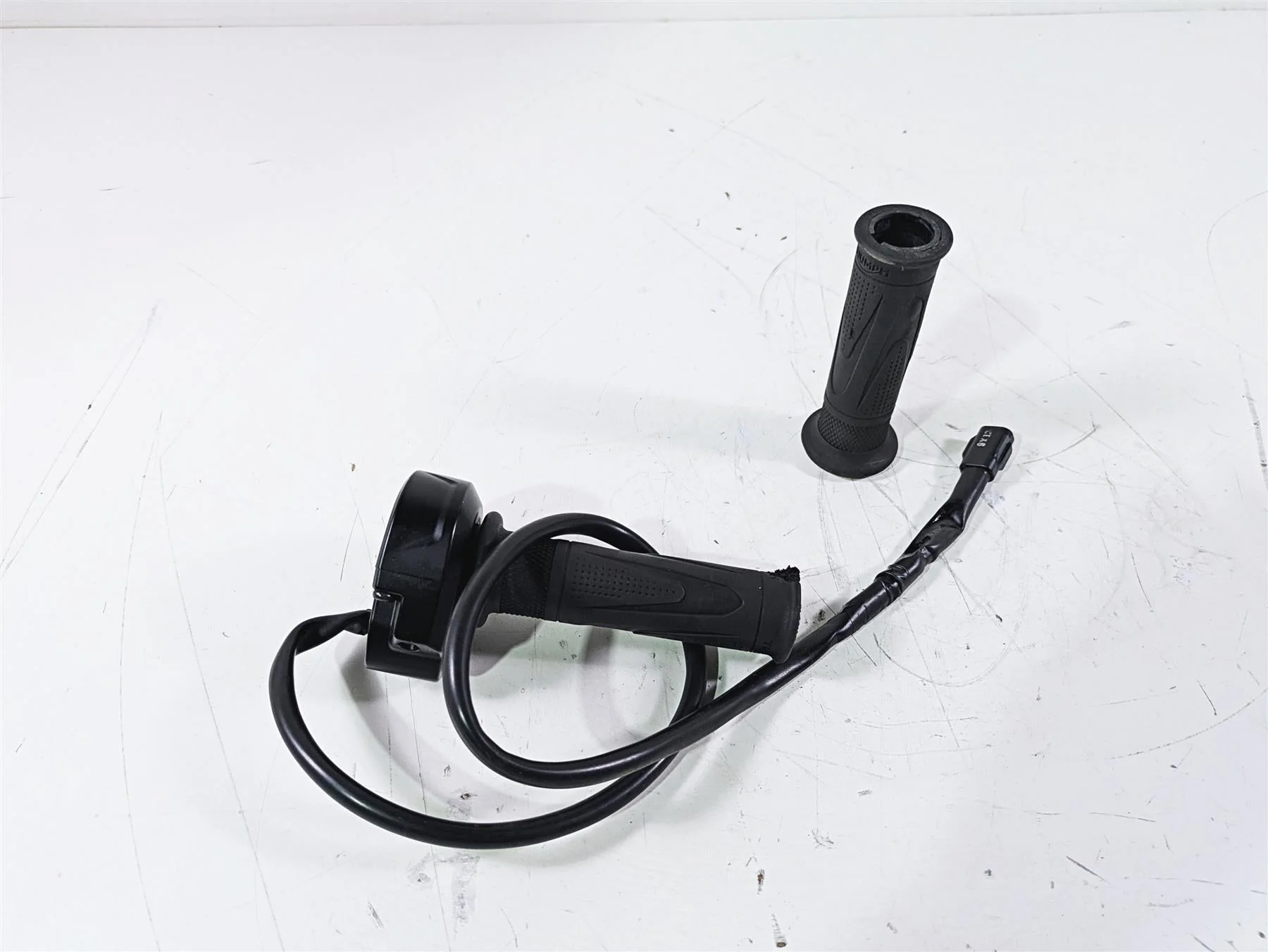 2020 Triumph Daytona 765 Moto2 Ride Fly By Wire Throttle Grip T2042226