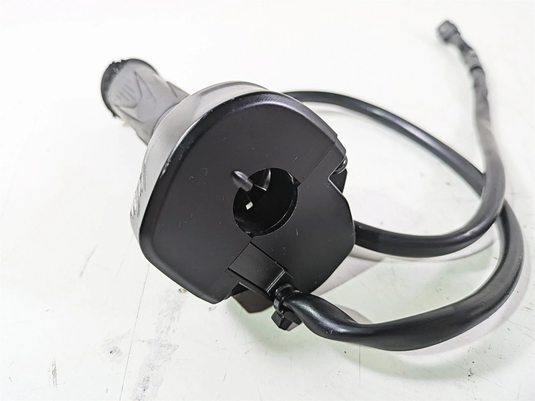 2020 Triumph Daytona 765 Moto2 Ride Fly By Wire Throttle Grip T2042226 - Image 5