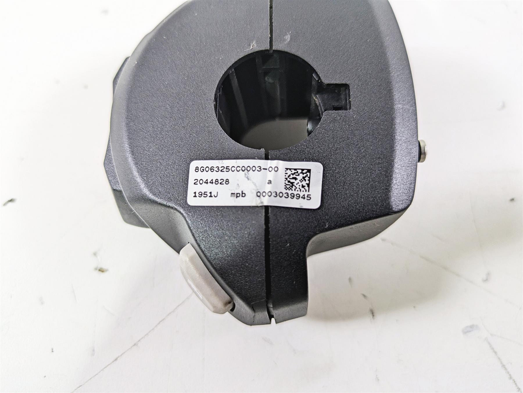 2020 Triumph Daytona 765 Moto2 Right Hand Control Switch T2044828 - Image 6