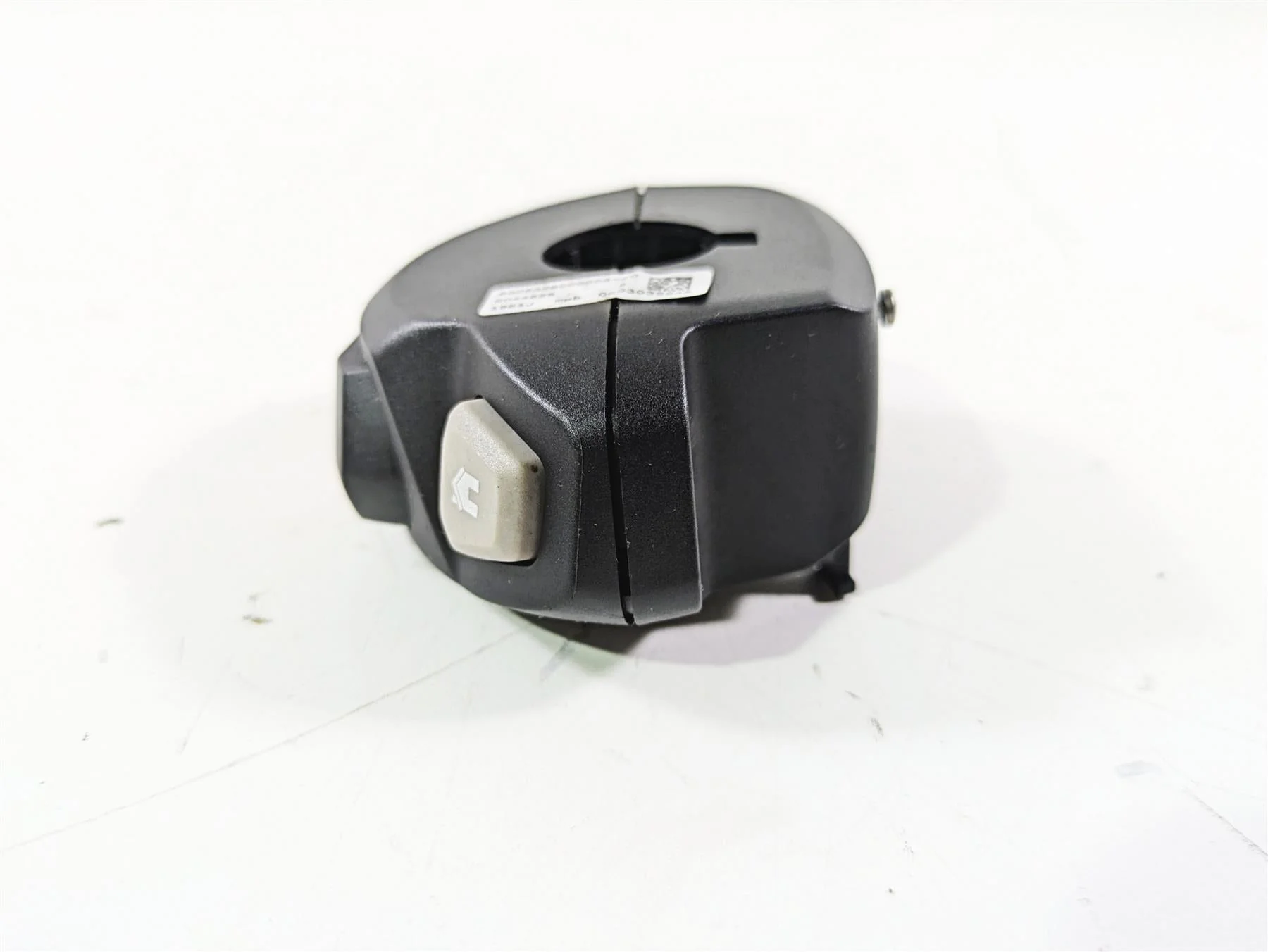 2020 Triumph Daytona 765 Moto2 Right Hand Control Switch T2044828 - Image 7