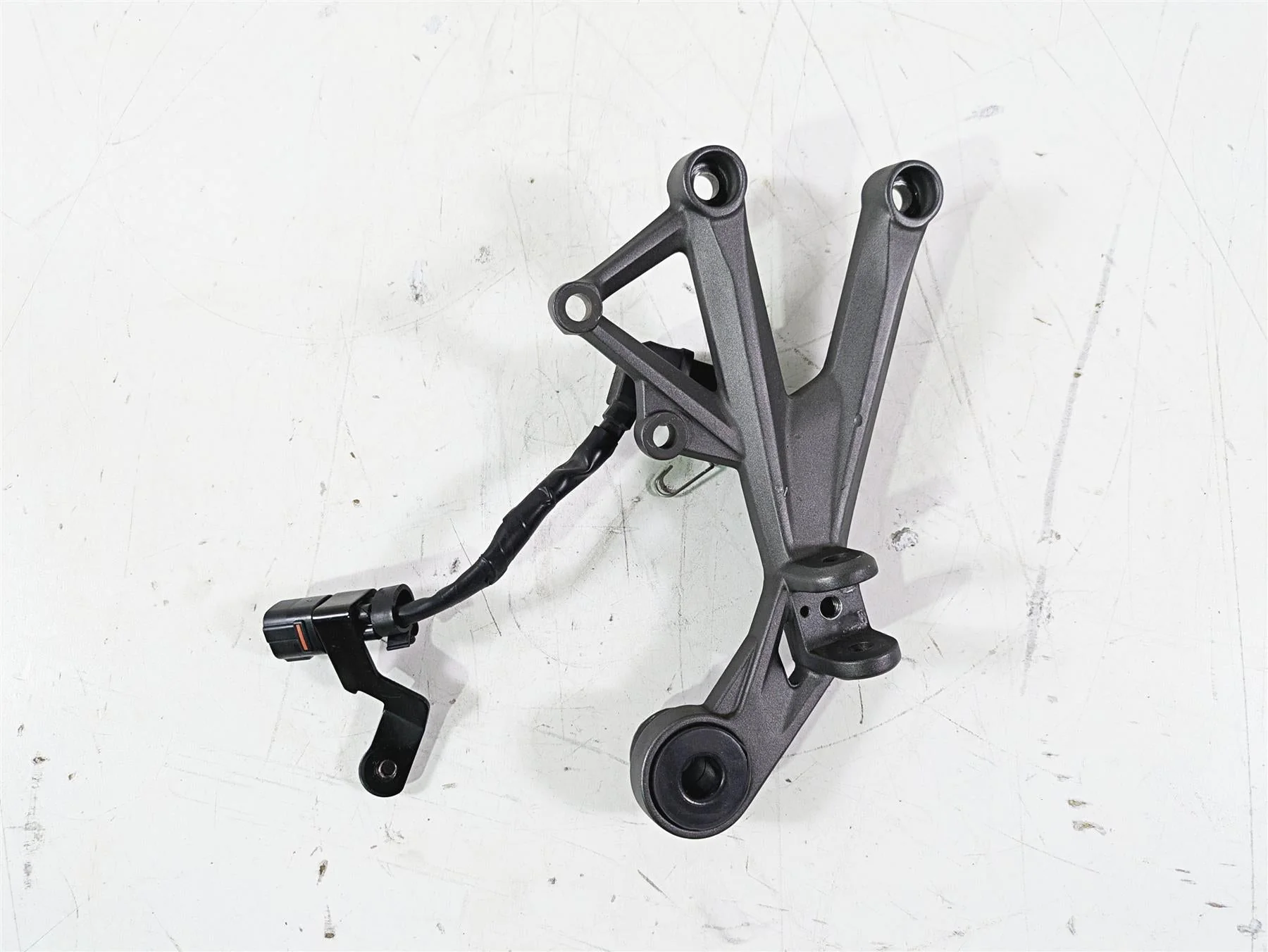 2020 Triumph Daytona 765 Moto2 Right Rider Footpeg Foot Rest Mount T2083382 - Image 5