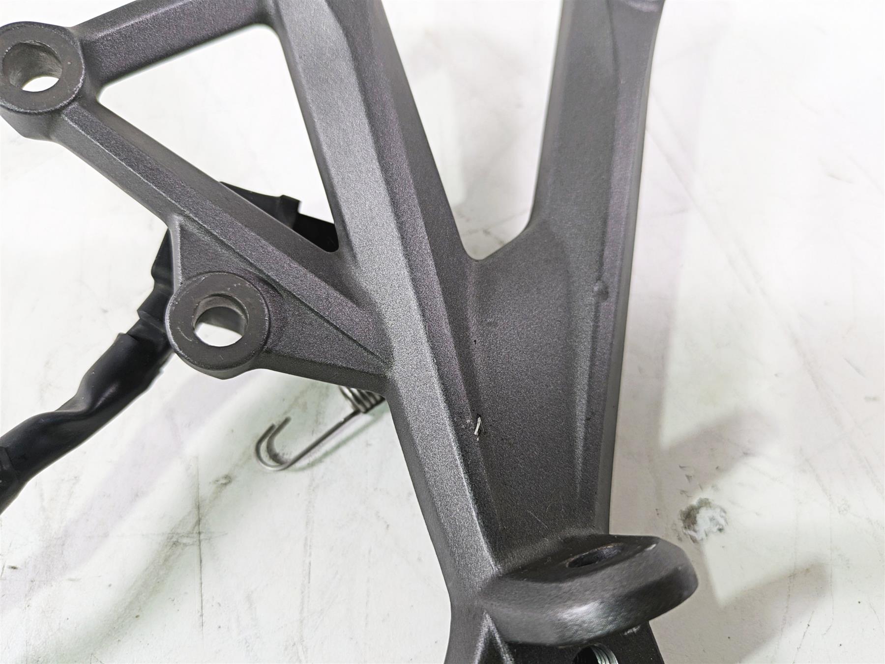 2020 Triumph Daytona 765 Moto2 Right Rider Footpeg Foot Rest Mount T2083382 - Image 6