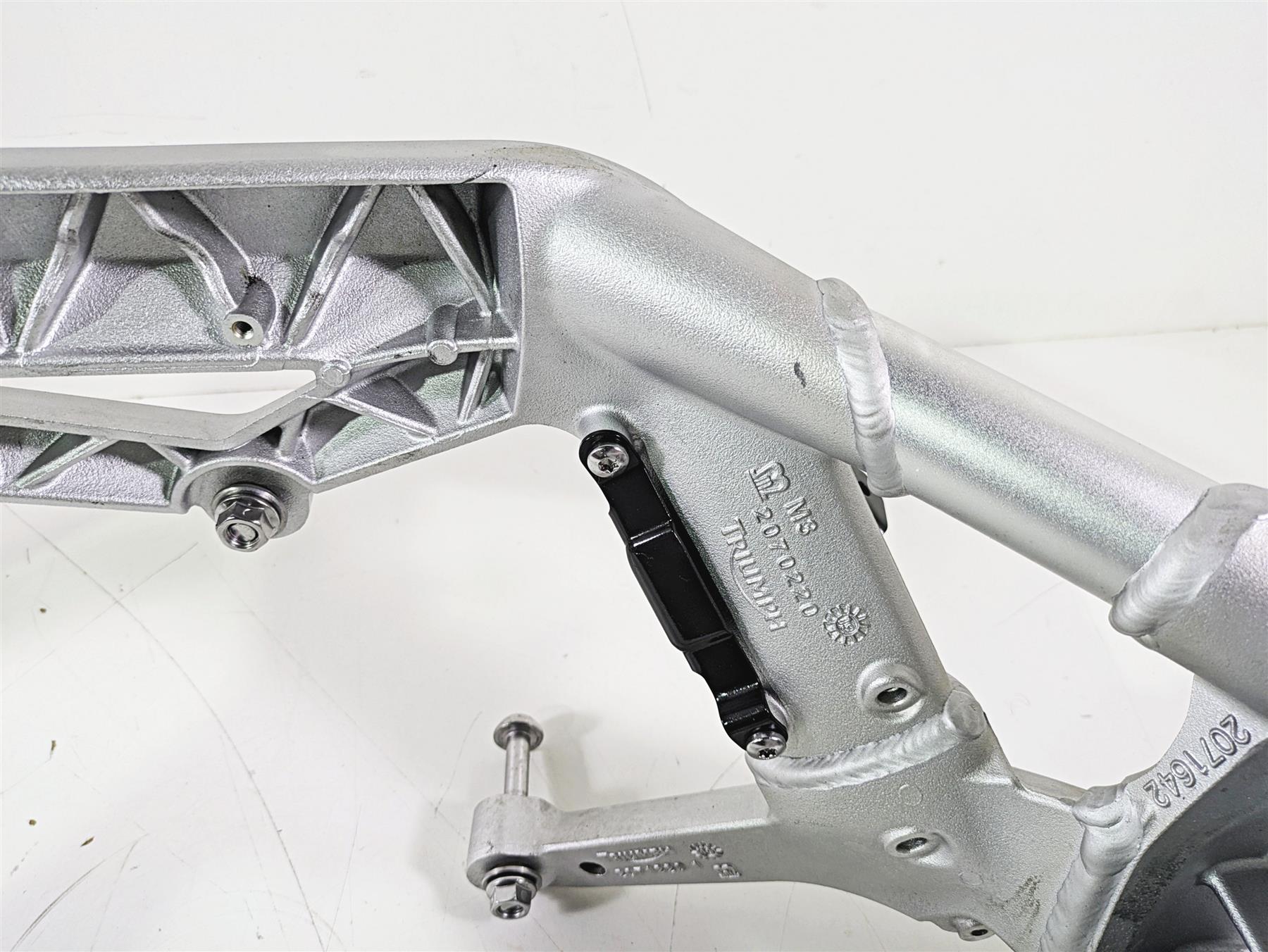 2020 Triumph Daytona 765 Moto2 Straight Main Frame Chassis #424 of 765 With Arizona Salvage Title T2071388 - Image 4