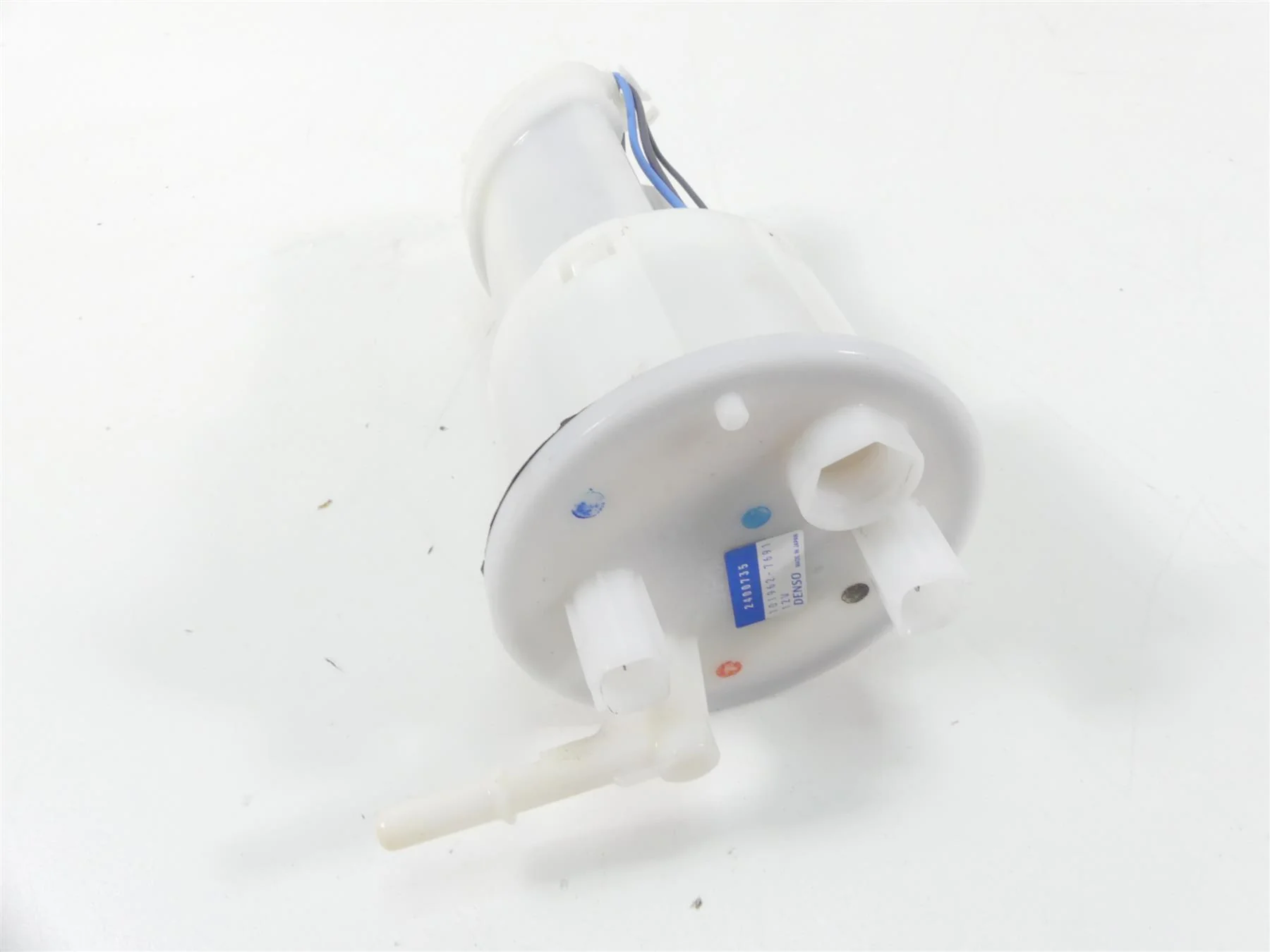 2020 Triumph Speed Triple RS 1050 Denso Gas Fuel Petrol Pump T2400735 - Image 2