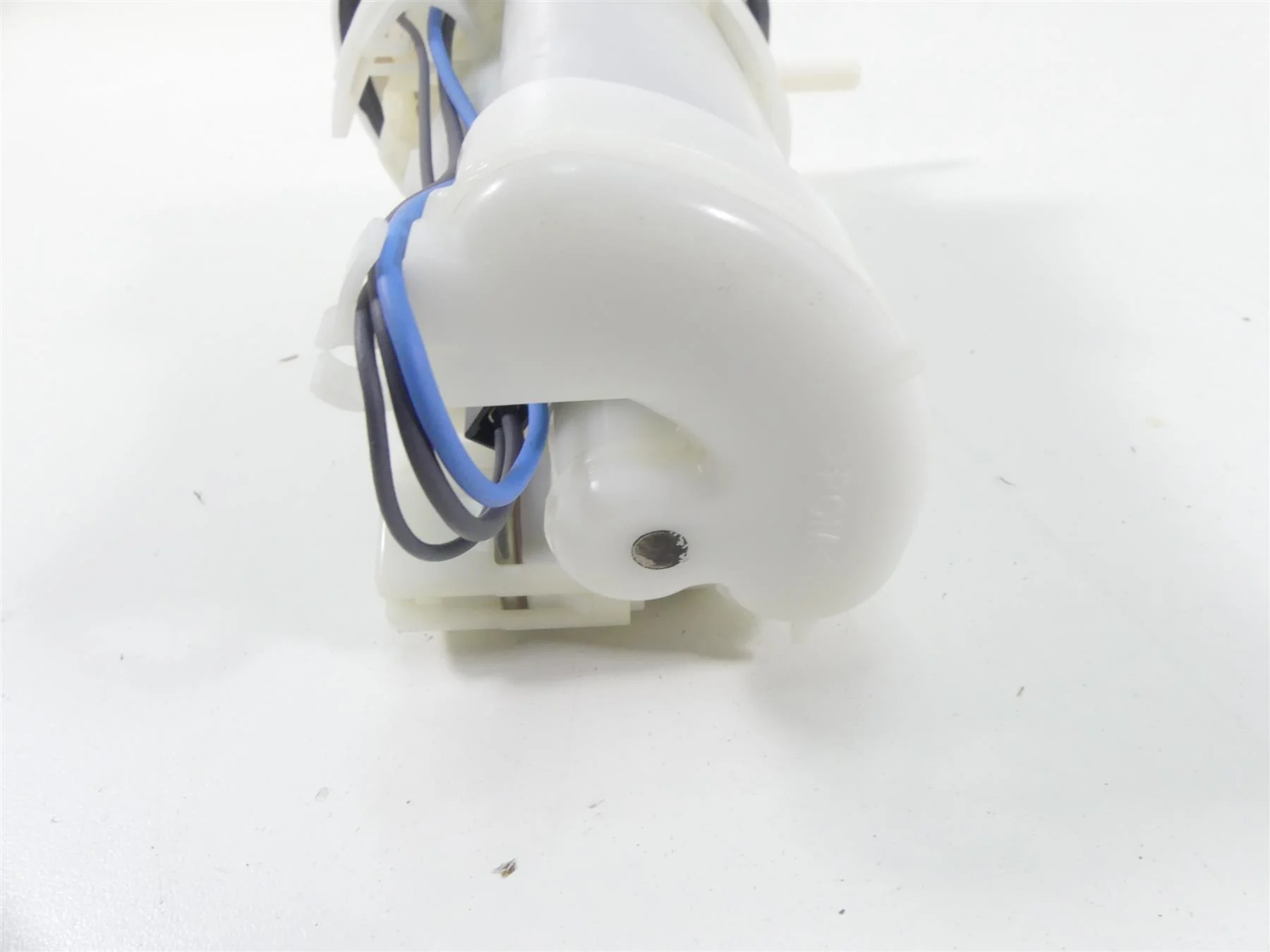 2020 Triumph Speed Triple RS 1050 Denso Gas Fuel Petrol Pump T2400735 - Image 6
