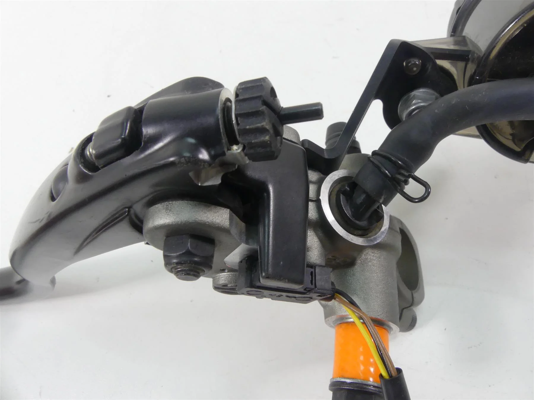 2020 Triumph Speed Triple RS 1050 Front Brembo Radial Brake Master Cylinder - Image 10