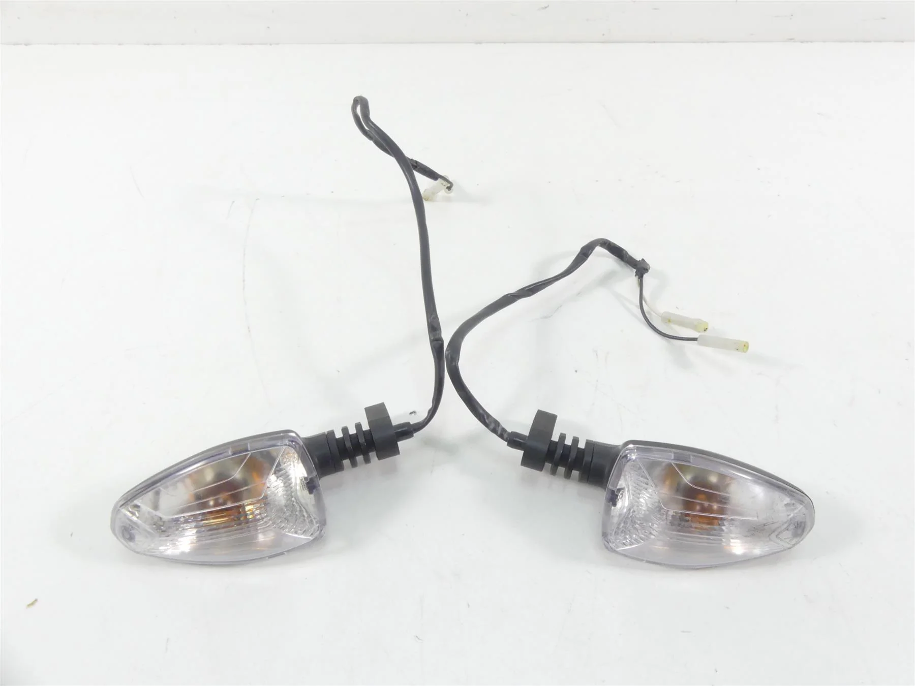 2020 Triumph Speed Triple RS 1050 Front Turn Signal Blinkers T2700891 T2700892