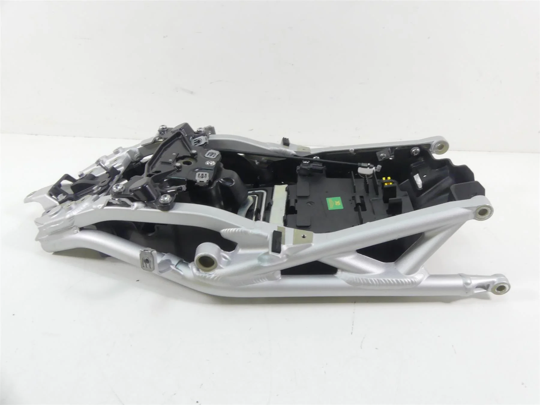 2020 Triumph Speed Triple RS 1050 Subframe Sub Frame & Inner Fender T2079742