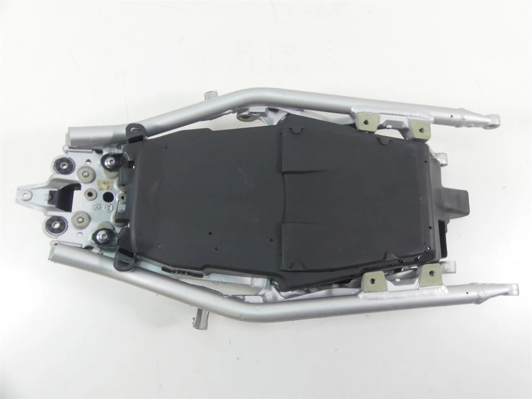 2020 Triumph Speed Triple RS 1050 Subframe Sub Frame & Inner Fender T2079742 - Image 6