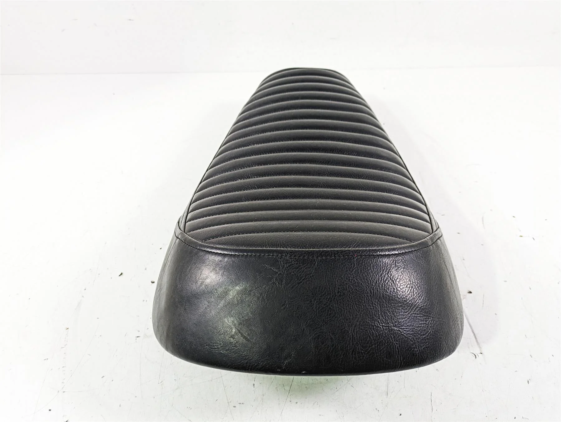 2020 Triumph Street Scrambler 900 Front Rider Driver Seat T2308476 - Image 4