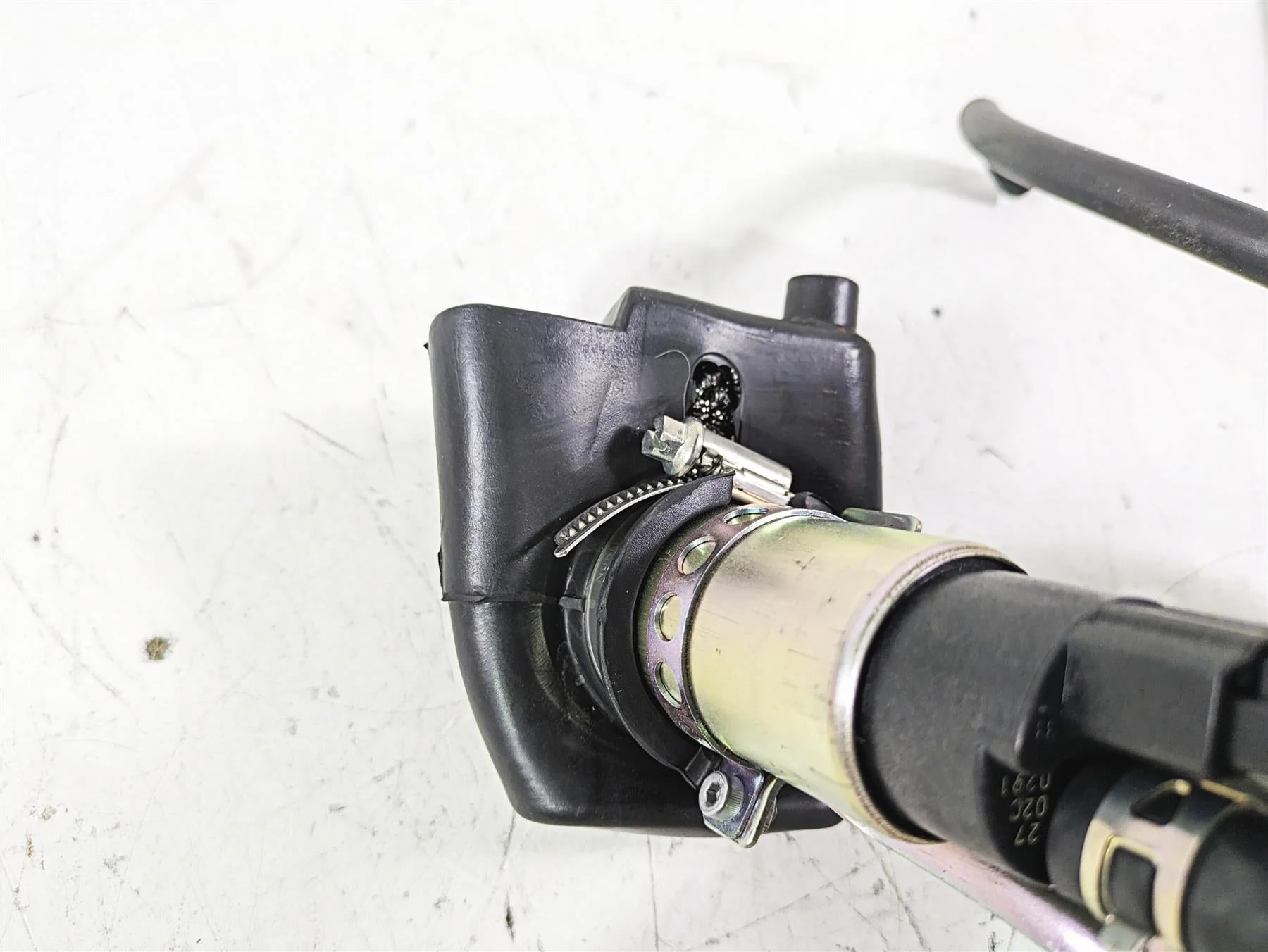 2020 Triumph Street Scrambler 900 Fuel Gas Petrol Pump -Tested T2402902 T1240330 - Image 9