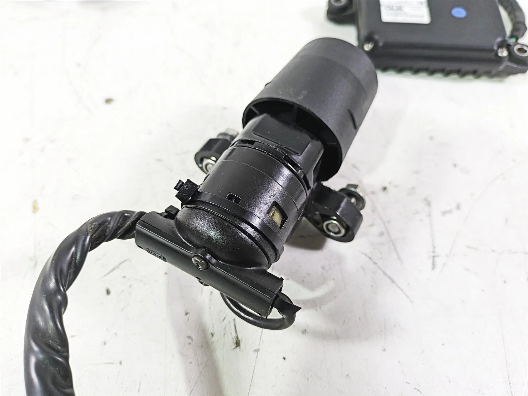 2020 Triumph Street Scrambler 900 Ignition Switch Key Lock Immobilizer T2509523 - Image 9
