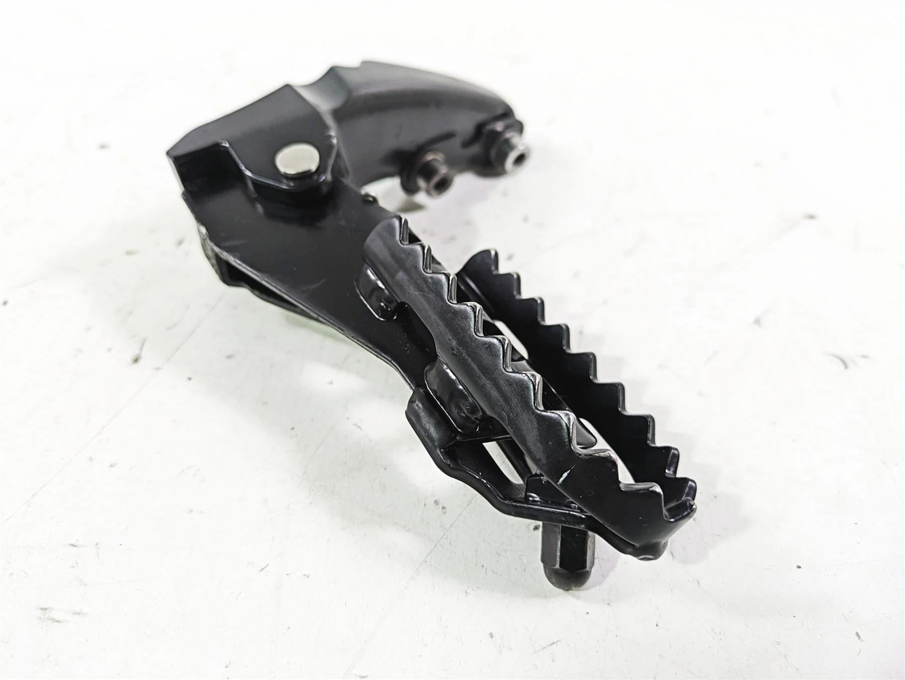 2020 Triumph Street Scrambler 900 Left Rider Footpeg Foot Peg T2082356