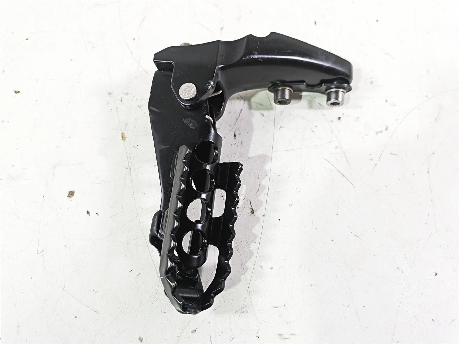 2020 Triumph Street Scrambler 900 Left Rider Footpeg Foot Peg T2082356 - Image 2