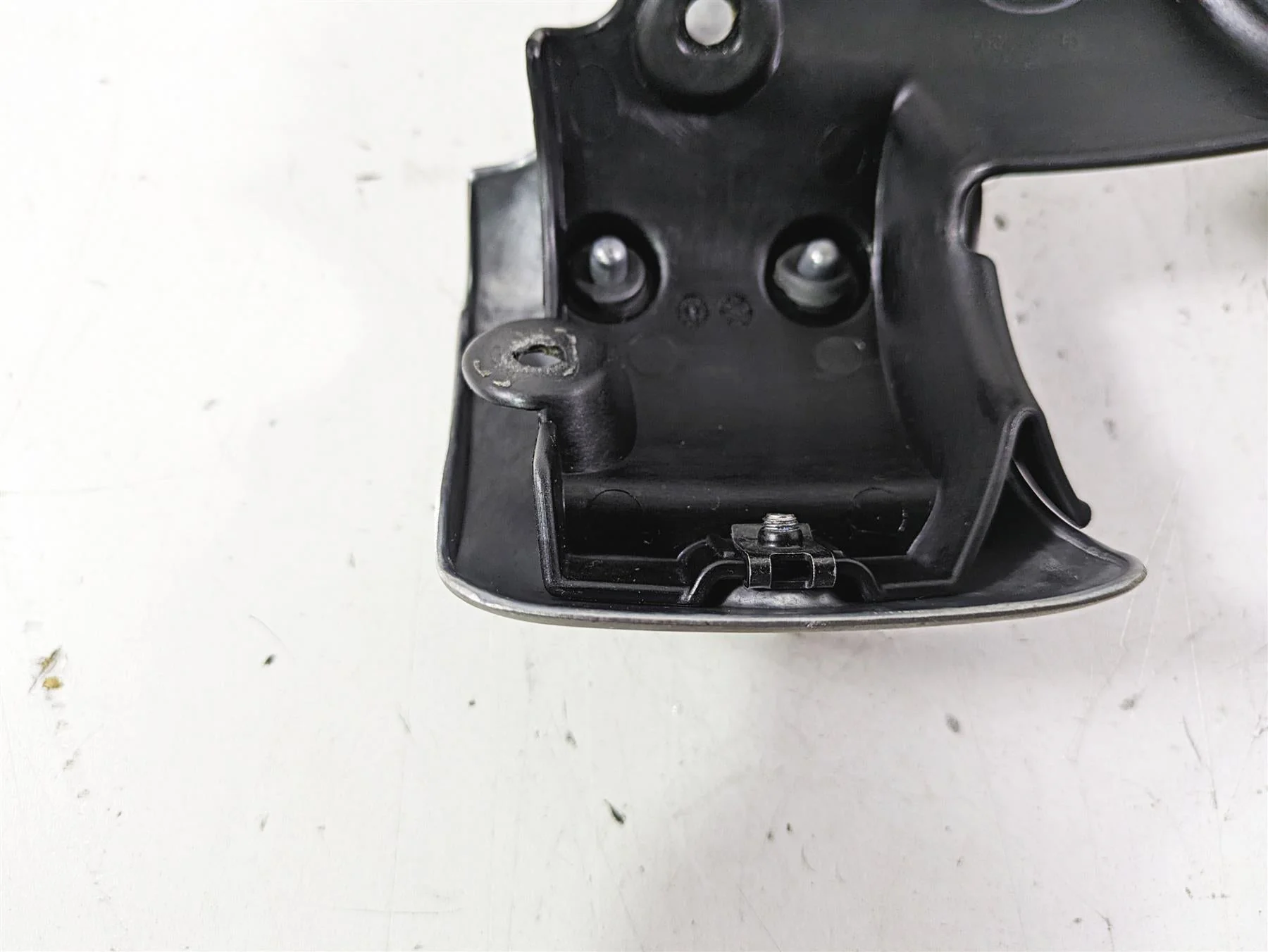 2020 Triumph Street Scrambler 900 Left Right Side Air Intake Cover Set T2302641 - Image 10