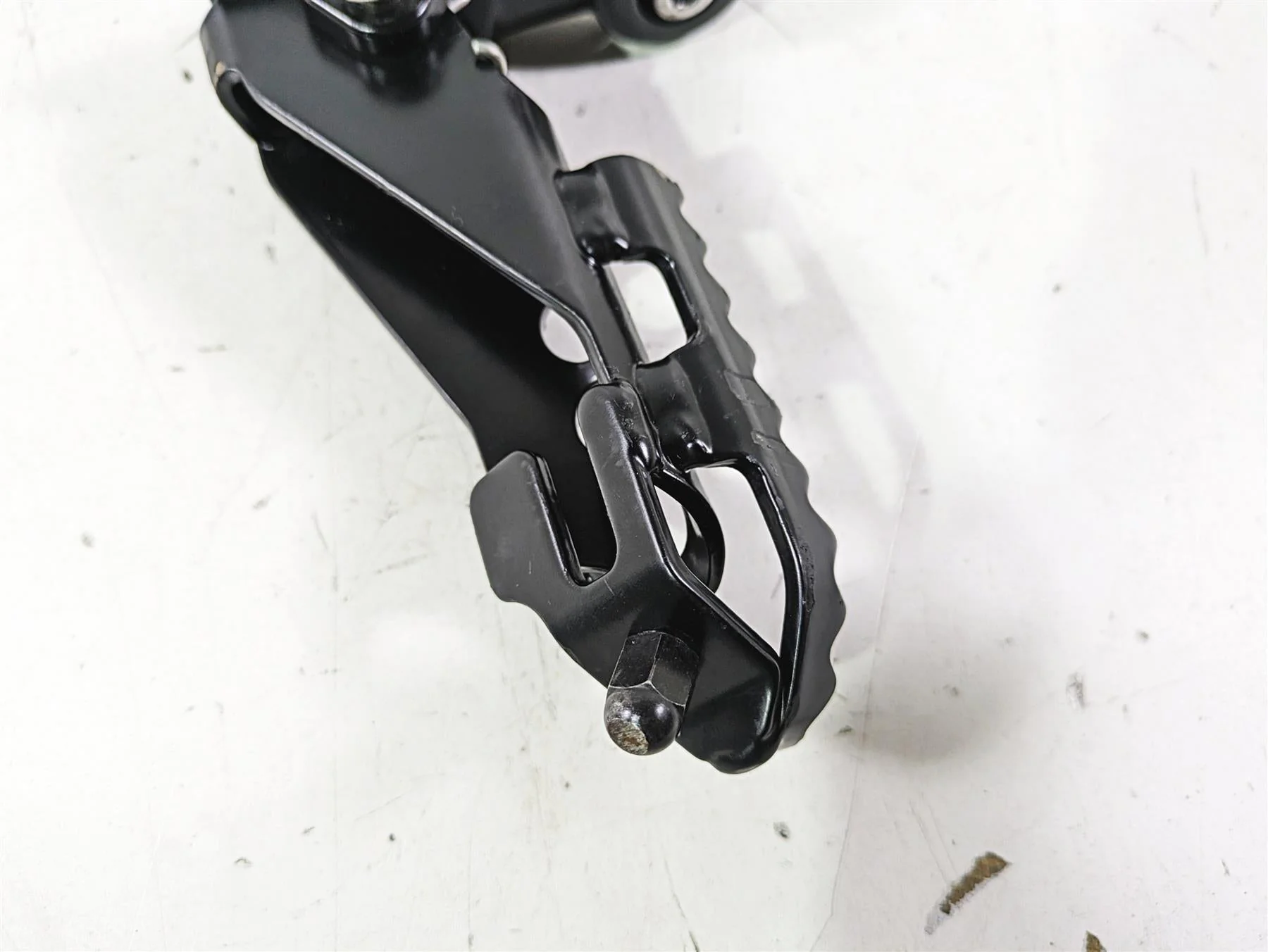 2020 Triumph Street Scrambler 900 Right Rider Footpeg Foot Peg T2081790 - Image 10