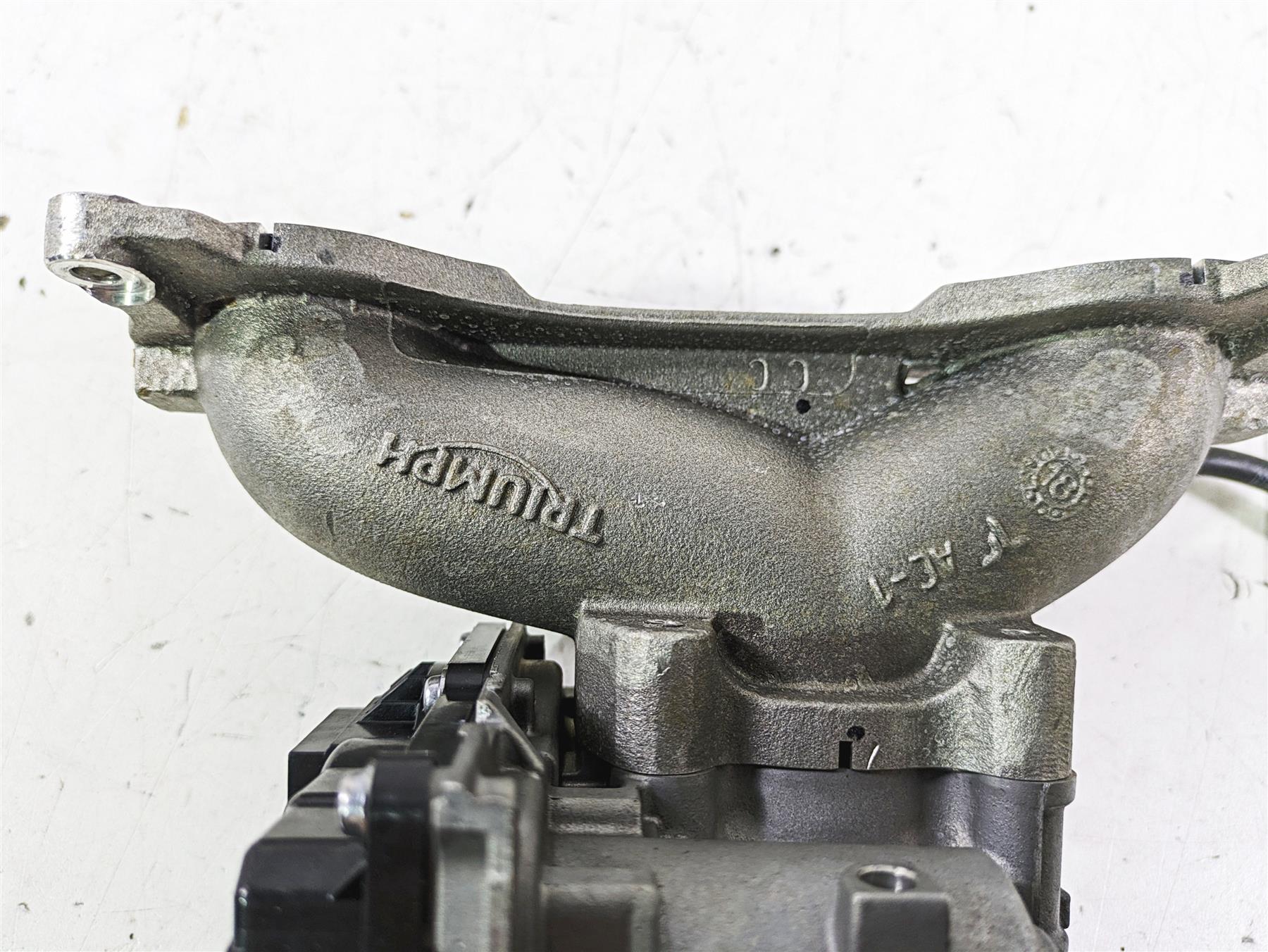 2020 Triumph Street Scrambler 900 Throttle Body Fuel Injection T1243320 - Image 10
