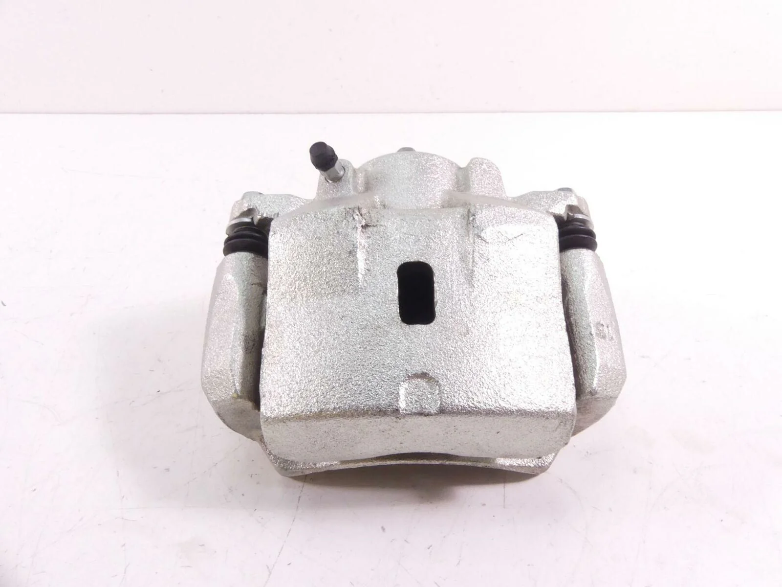 2020 Vanderhall Venice BlackJack Front Right Brake Caliper Pad 6035 - Image 4
