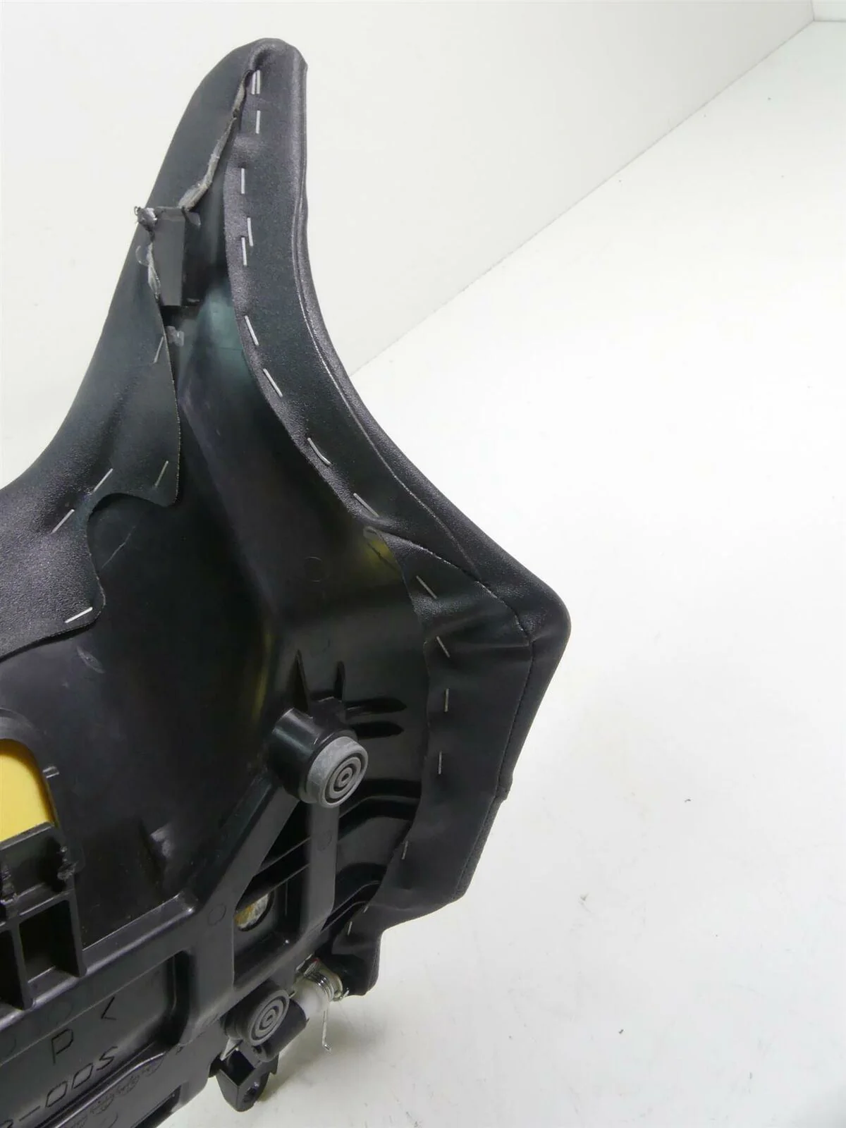 2020 Yamaha VMX17 1700 Front Drive Rider Saddle Seat - Read 2S3-24710-10-00 - Image 11